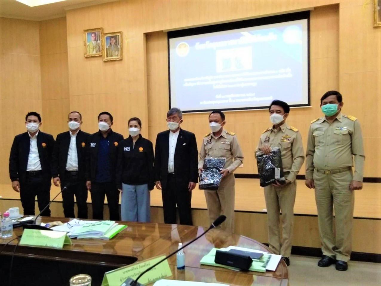 พช.ยโสธร ร่วมประชุมกับคณะกรรมาธิการวิสามัญพิจารณาติดตาม ตรวจสอบการใช้เงินตามพระราชกำหนด 3 ฉบับ เพื่อแก้ไขปัญหา เยียวยาและฟื้นฟูเศรษฐกิจและสังคม ที่ได้รับผลกระทบจากการระบาดของโรคติดเชื้อไวรัสโคโรนา2019 สภาผู้แทนราษฎร ?