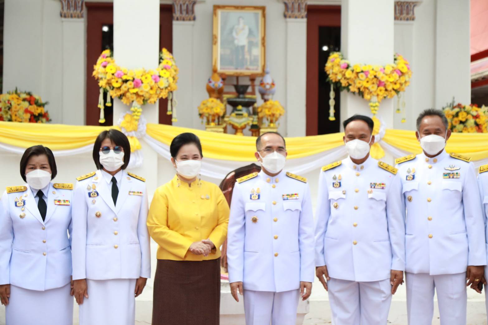 พช.ยโสธร  ร่วมพิธีถวายผ้าพระกฐินพระราชทานกรมการพัฒนาชุมชน ประจำปี 2564 ณ วัดธรรมามูลวรวิหาร อำเภอเมืองชัยนาท จังหวัดชัยนาท ?