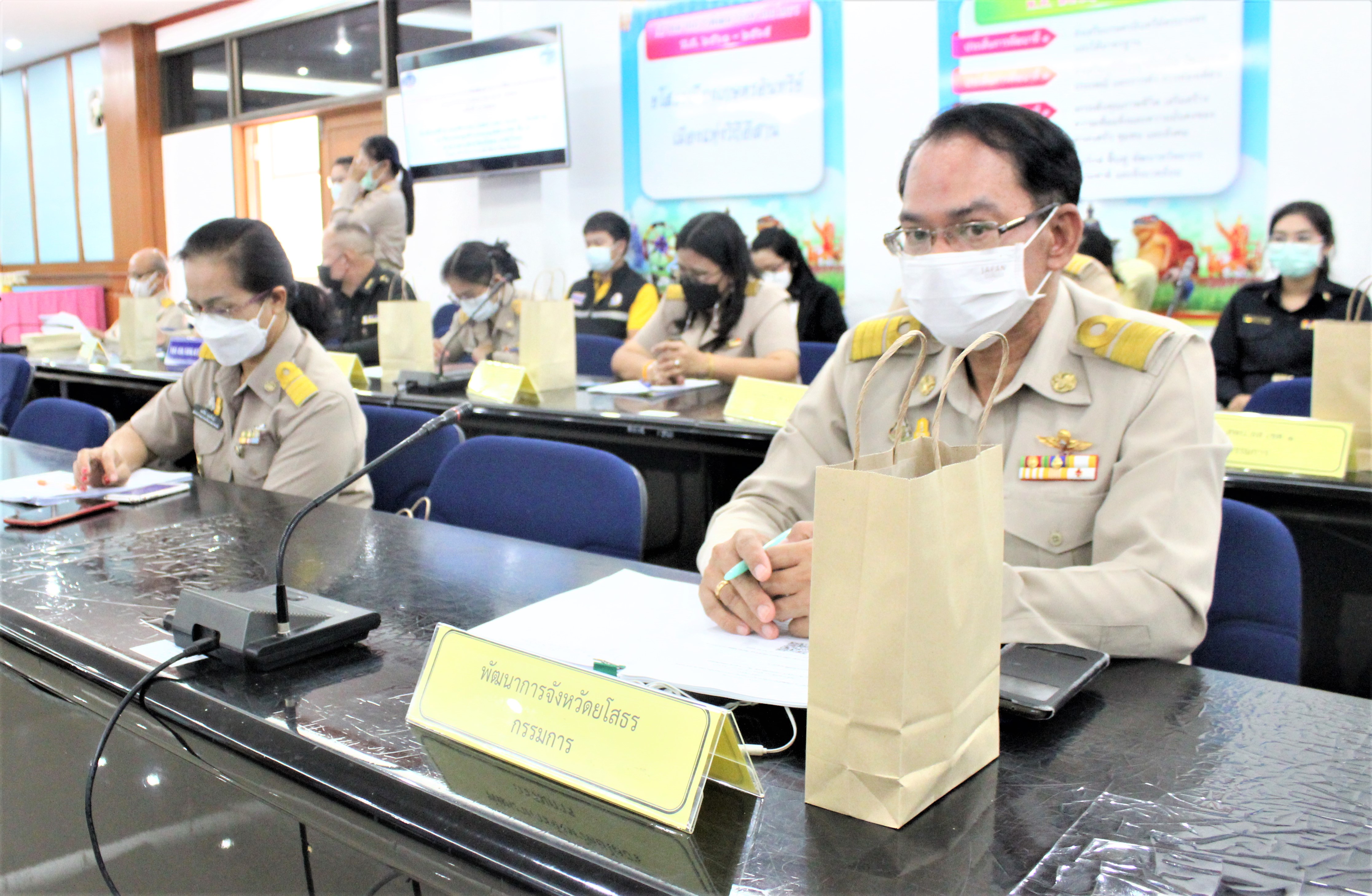 พช.ยโสธร ร่วมประชุมคณะกรรมการเร่งรัดติดตามการใช้จ่ายเงินงบประมาณรายจ่าย ประจำปีงบประมาณ พ.ศ.2565 ?