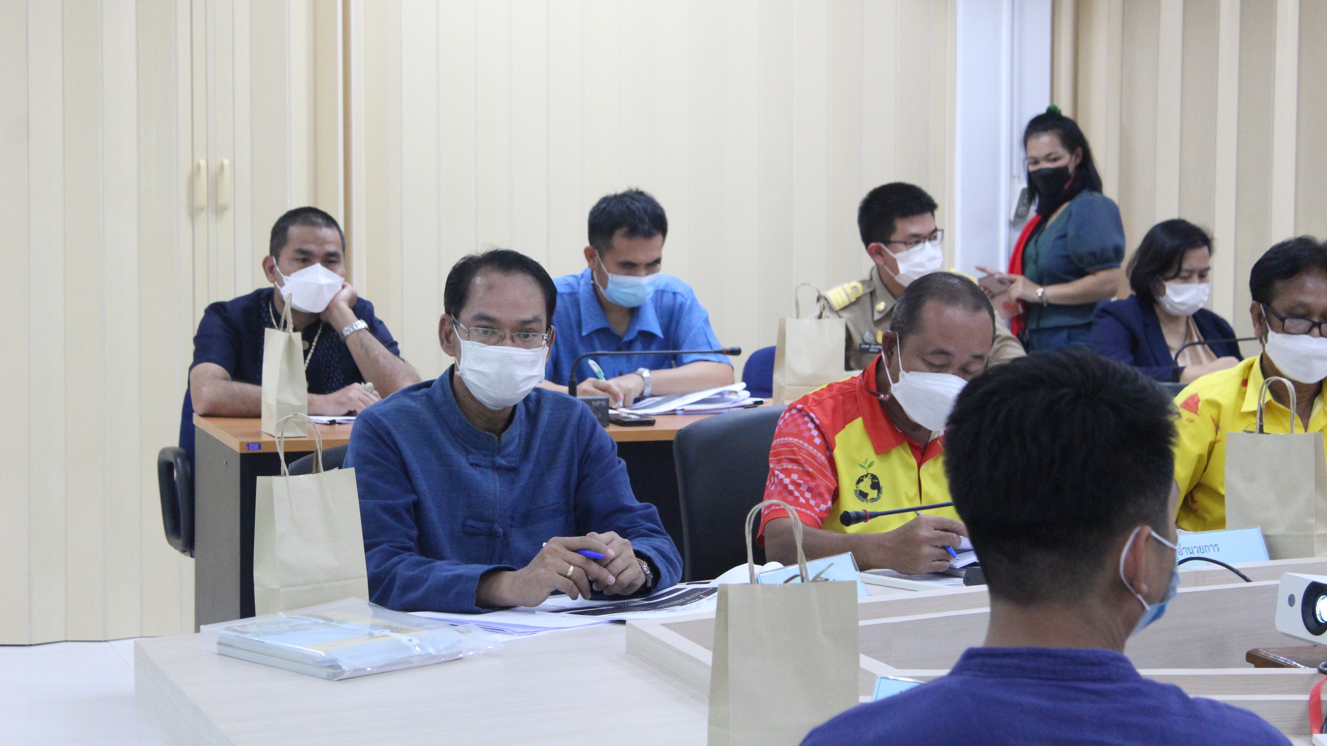 พช.ยโสธร ร่วมประชุมหารือแนวทางการยกระดับคุณภาพชีวิตด้วยวิทยาศาสตร์เทคโนโลยีและนวัตกรรมในพื้นที่ทุ่งกุลาร้องไห้ ??