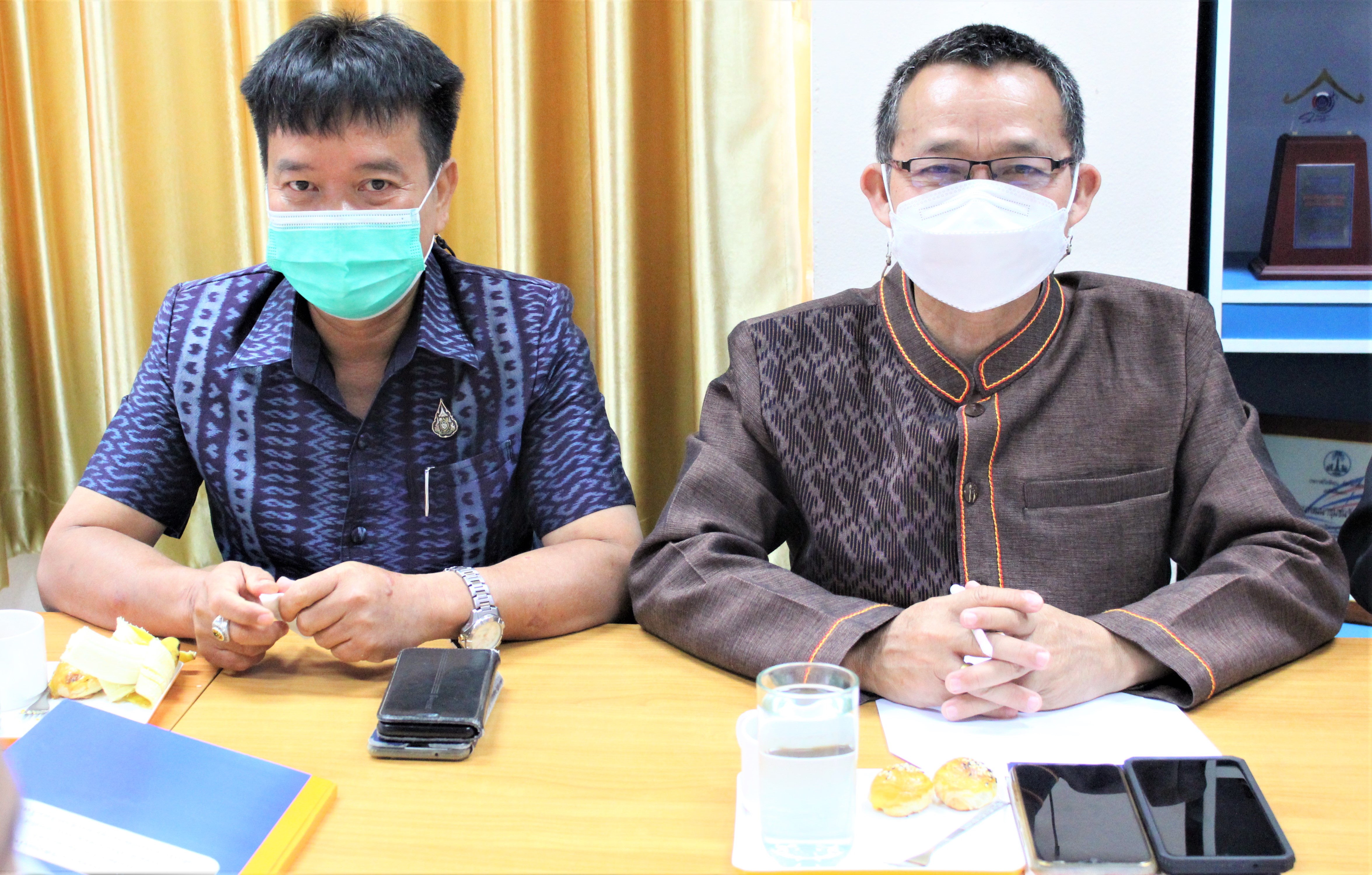 พช.ยโสธร ร่วมประชุมการขับเคลื่อนเศรษฐกิจฐานรากด้วยกองทุนชุมชน ประจำปี งบประมาณ พ.ศ.2565   ผ่านระบบการประชุมทางไกล( Video Conference) ?