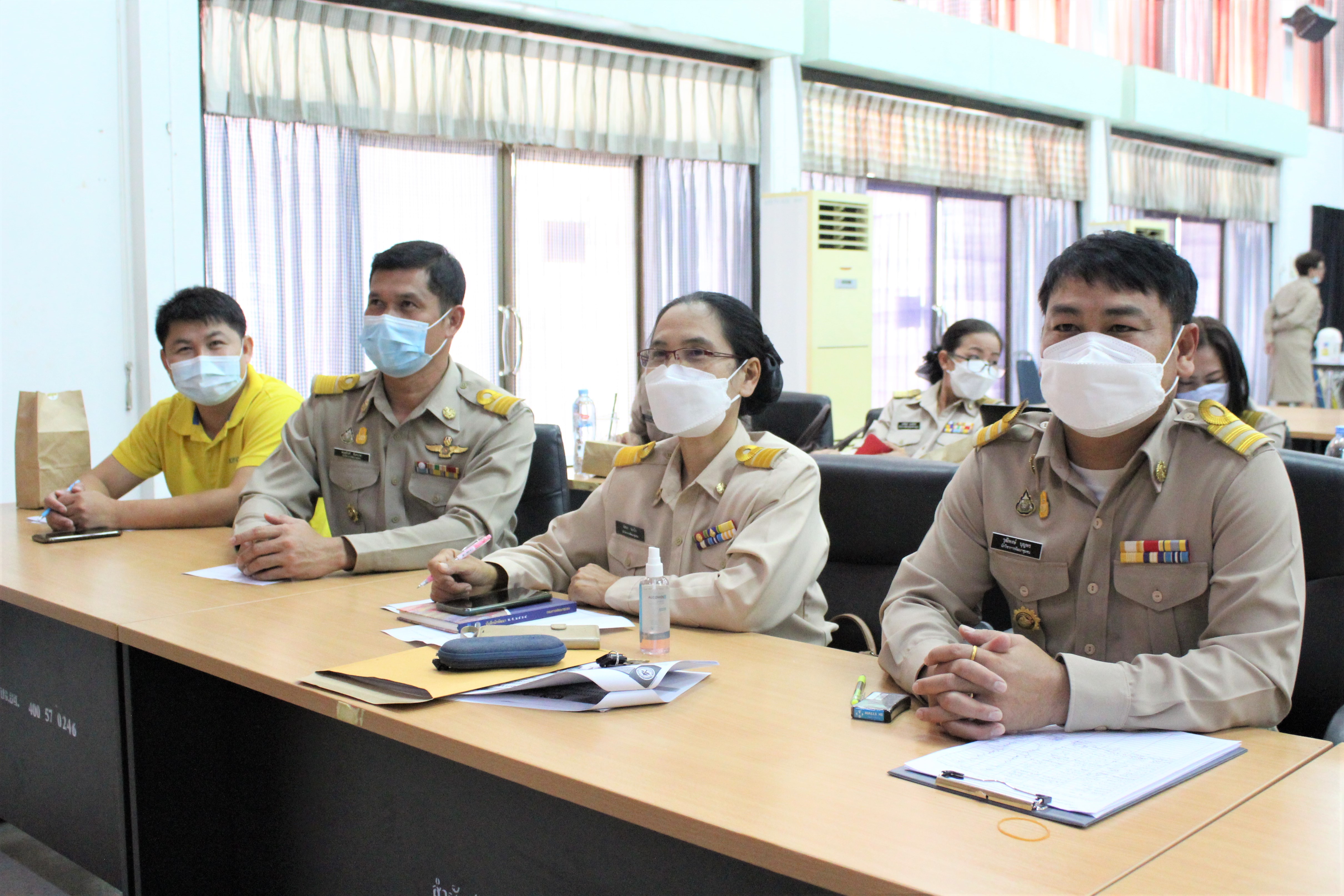 พช.ยโสธร ร่วมประชุมโครงการพัฒนากลไกการขับเคลื่อนกองทุนชุมชนตามหลักธรรมาภิบาลกิจกรรม เสริมสร้างศักยภาพเจ้าหน้าที่พัฒนาชุมชนด้านการจัดทำบัญชีกลุ่มออมทรัพย์ฯ ผ่านระบบการประชุมทางไกล ( Video Conference )