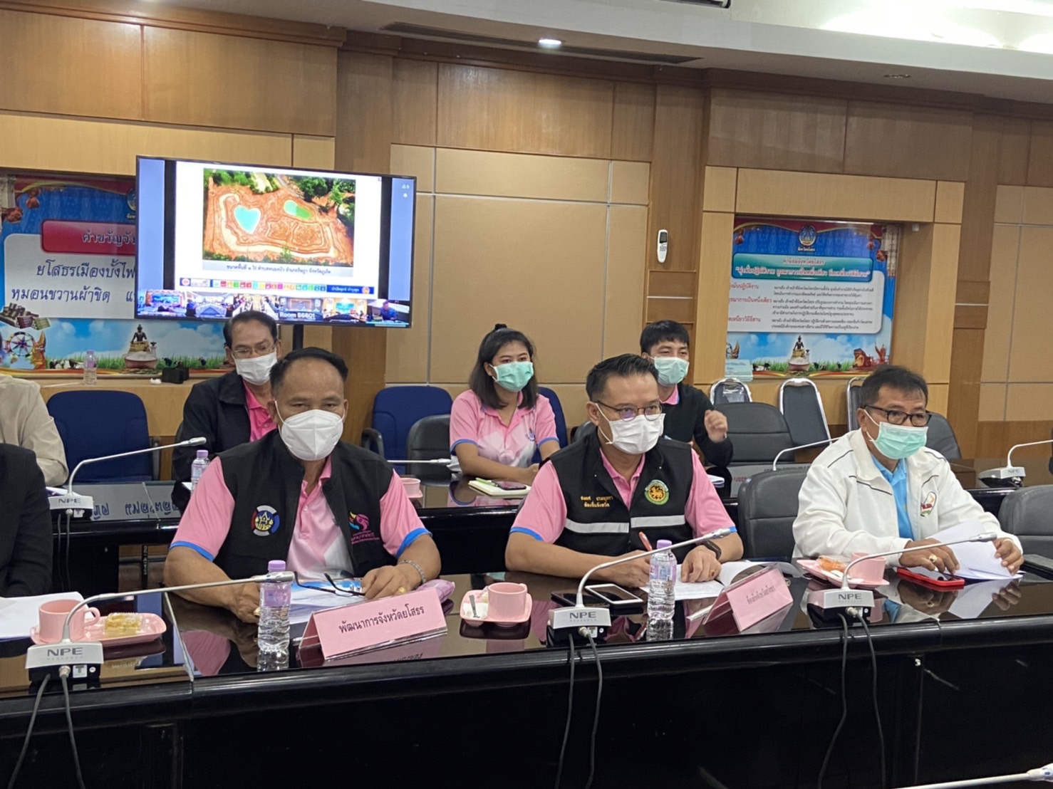 พช.ยโสธร ร่วมประชุมสร้างการรับรู้และชี้แจงการขับเคลื่อนแนวทางเขตพัฒนาเศรษฐกิจพอเพียง(SEDZ) ด้วยโมเดลเศรษฐกิจใหม่?