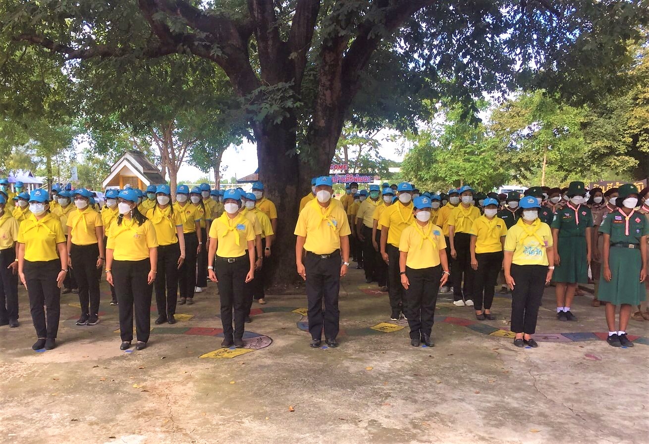 พช.ยโสธร ร่วมกิจกรรมจิตอาสาพัฒนาสถานศึกษา โรงเรียนบ้านศิริพัฒนา  ตำบลน้ำอ้อม อำเภอค้อวัง จังหวัดยโสธร ??