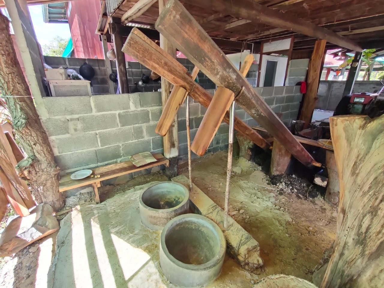 พจ.ยโสธร ลงพื้นที่เยี่ยมชมให้กำลังใจ ผู้ผลิต ผลิตภัณฑ์สินค้าประจำตามฤดูกาล ??