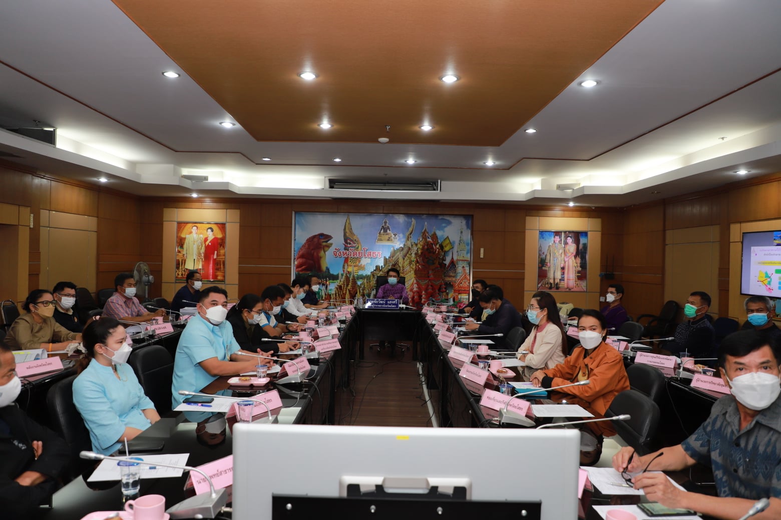 พช.ยโสธร  ร่วมประชุมมอบนโยบายในการพิจารณาและขับเคลื่อนโครงการตามแผนปฏิบัติราชการของจังหวัดและกลุ่มจังหวัดภาคตะวันออกเฉียงเหนือ ประจำปีงบประมาณ พ.ศ.2564 ?