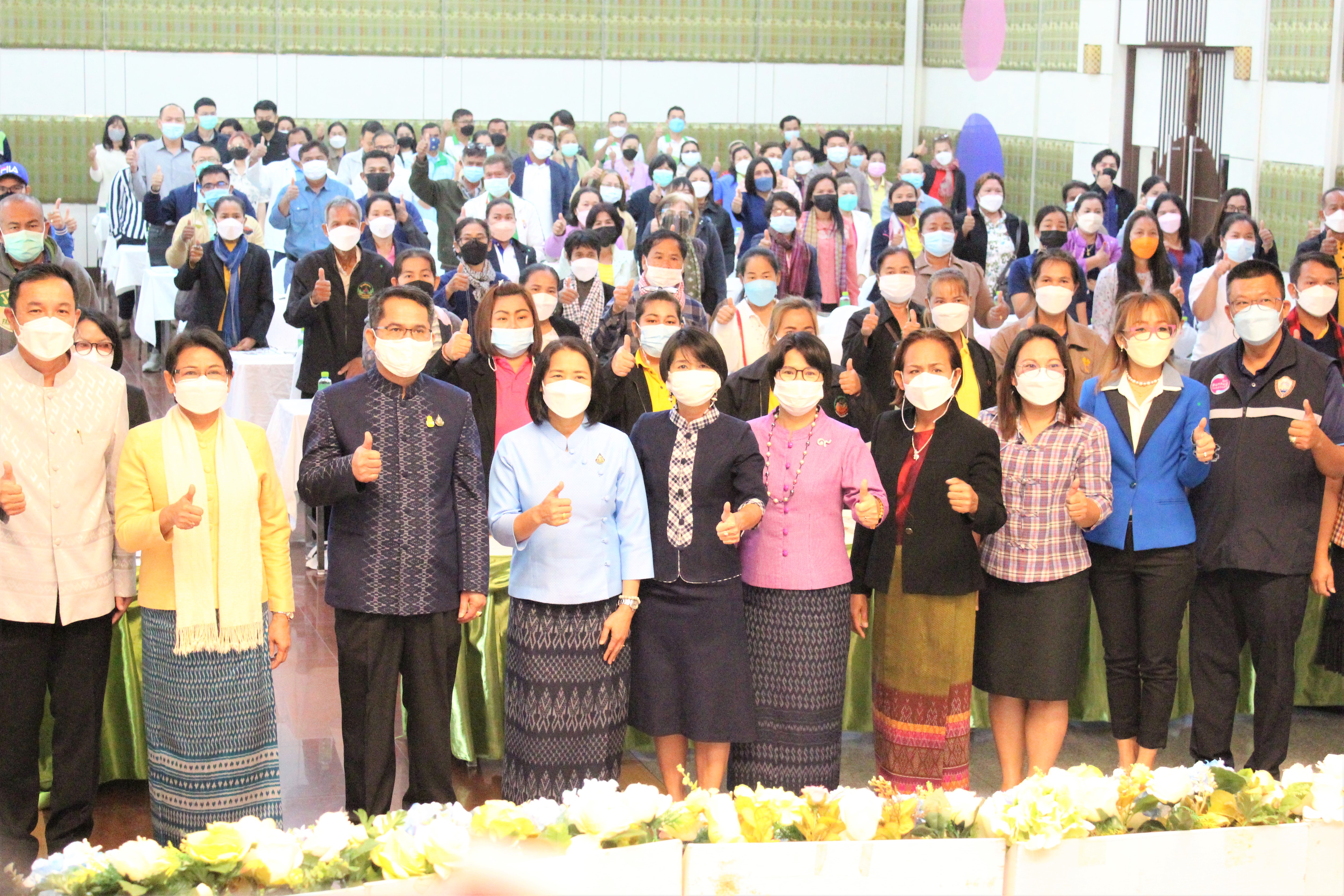 พช.ยโสธร ร่วมเปิดกิจกรรมฝึกอบรมสัมมนาพัฒนาเกษตรกรสู่การเป็นผู้ประกอบการ รุ่นใหม่ “ Organic young Smart Farmer ” ?