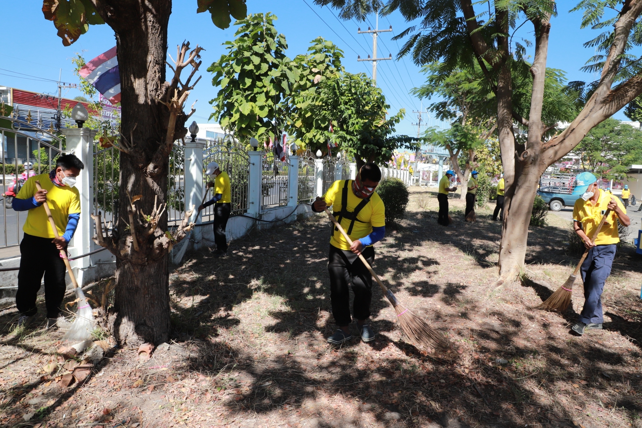 พช.ยโสธร ร่วมกิจกรรมจิตอาสาพระราชทาน “เราทำความ ดี ด้วยหัวใจ” เนื่องในวันคล้ายวันปราบดาภิเษกสมเด็จพระเจ้าตากสินมหาราช ? 