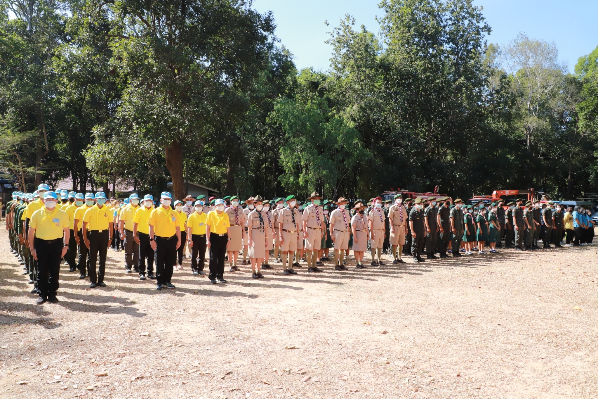 พช.ยโสธร  ร่วมกิจกรรมจิตอาสาพัฒนา เราทำความดีเพื่อชาติ ศาสน์ กษัตริย์ เนื่องในวันคล้ายวันพระบรมราชสมภพ พระบาทสมเด็จพระชนกาธิเบศร มหาภูมิพลอดุลยเดชมหาราช บรมนาถบพิตร วันชาติ และวันพ่อแห่งชาติ 5 ธันวาคม 2564 ?