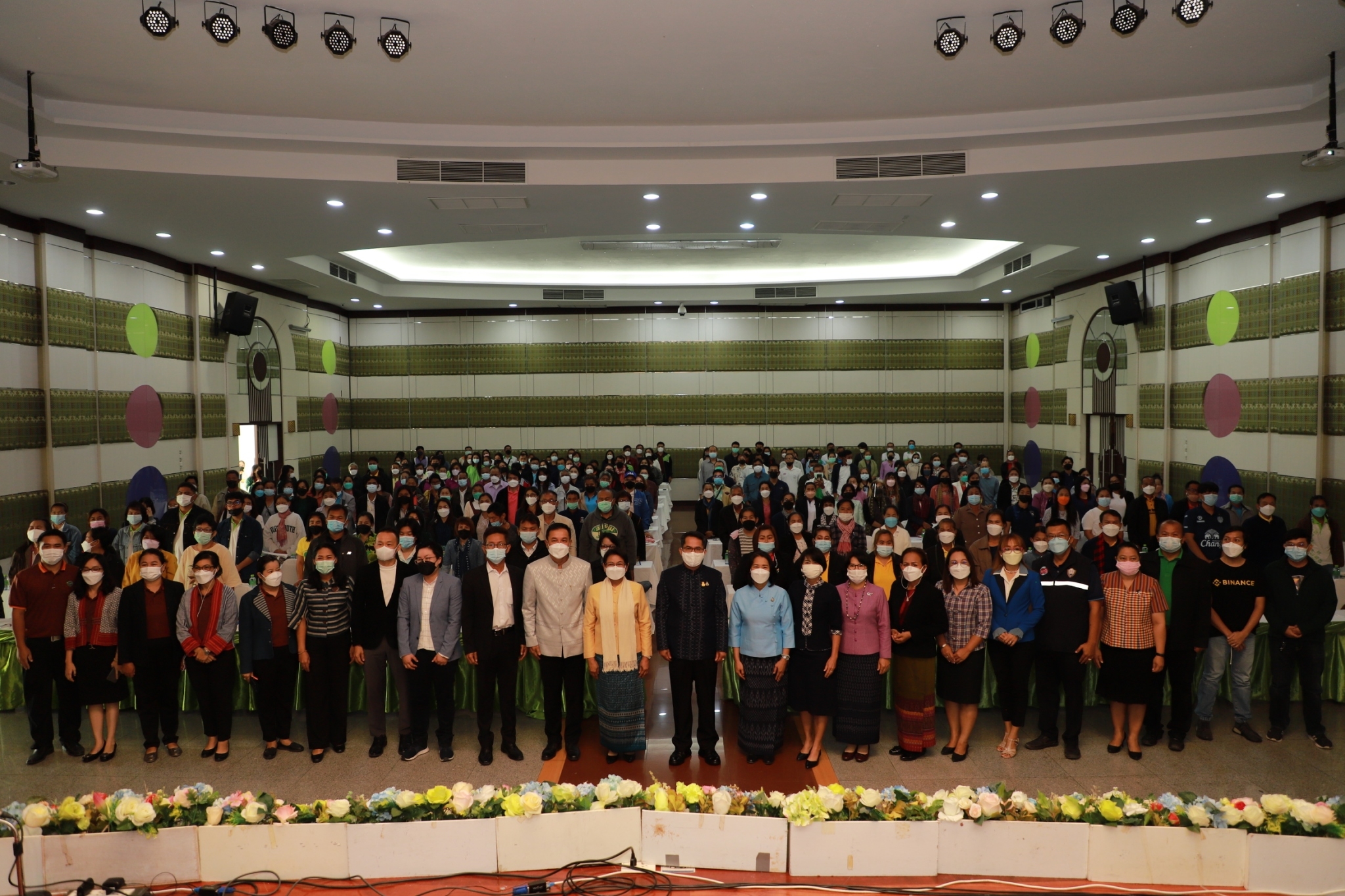 พช.ยโสธร ร่วมเปิดกิจกรรมฝึกอบรมสัมมนาพัฒนาเกษตรกรสู่การเป็นผู้ประกอบการ รุ่นใหม่ “ Organic young Smart Farmer ” ?