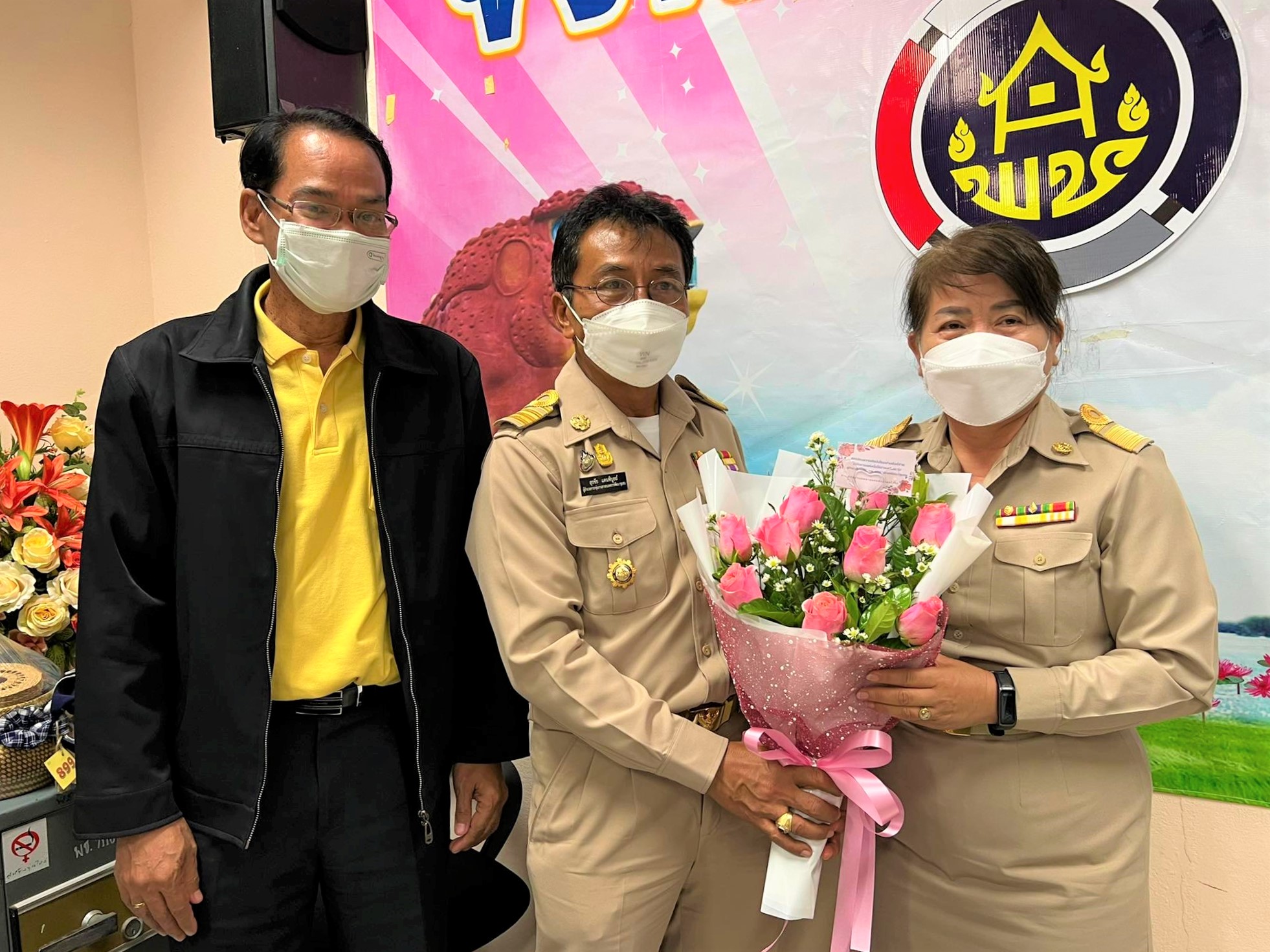 พช.ยโสธร ให้การต้อนรับข้าราชการที่เดินทางมารับตำแหน่ง สังกัดสำนักงานพัฒนาชุมชนจังหวัดยโสธร ???