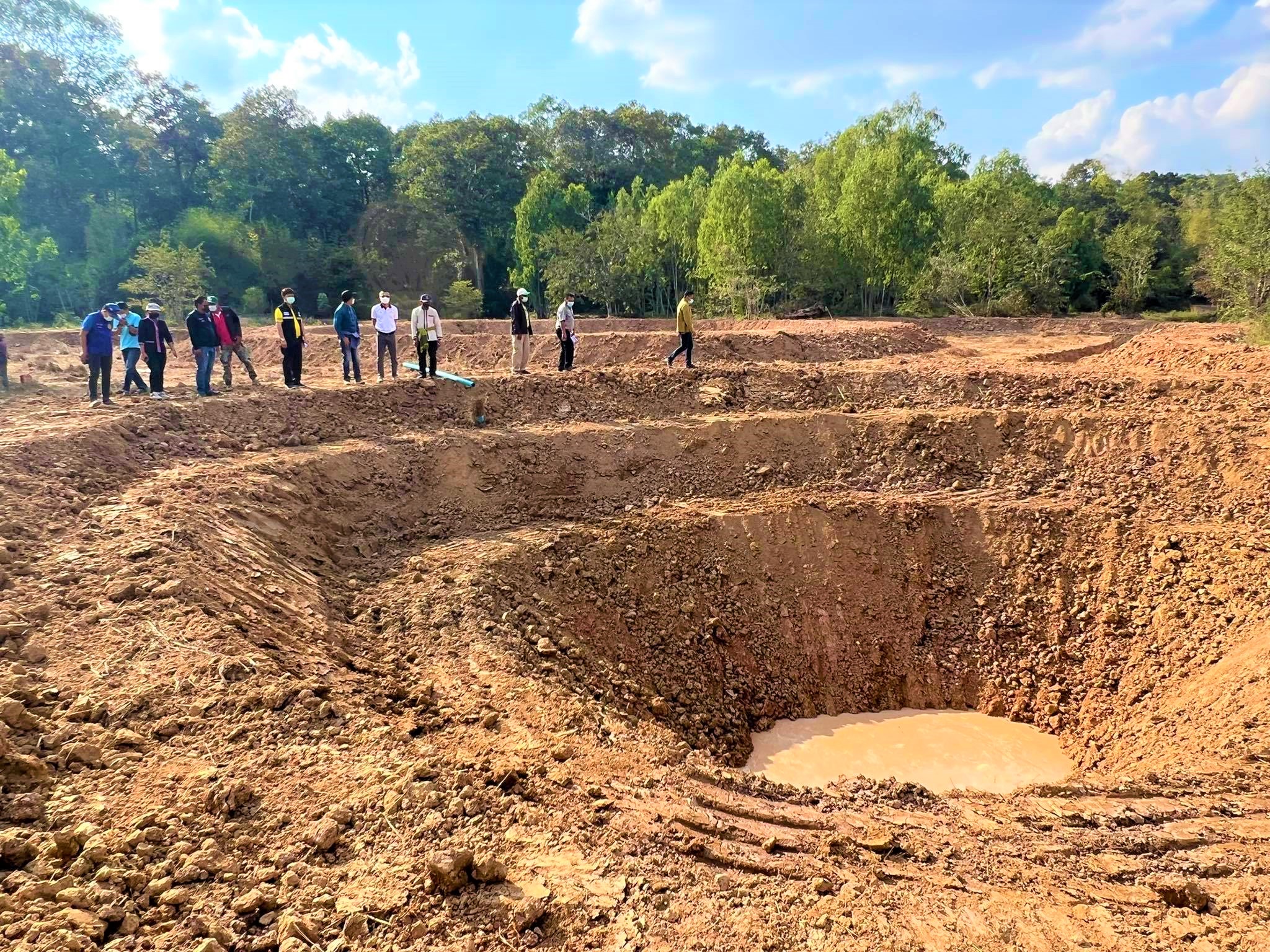 พช.ยโสธร  รองผู้ว่าฯ ลงพื้นที่ติดตามผลการดำเนินงาน โครงการพัฒนาพื้นที่ต้นแบบการพัฒนาคุณภาพชีวิตตามหลักทฤษฎีใหม่ประยุกต์สู่ “โคก หนอง นา โมเดล”