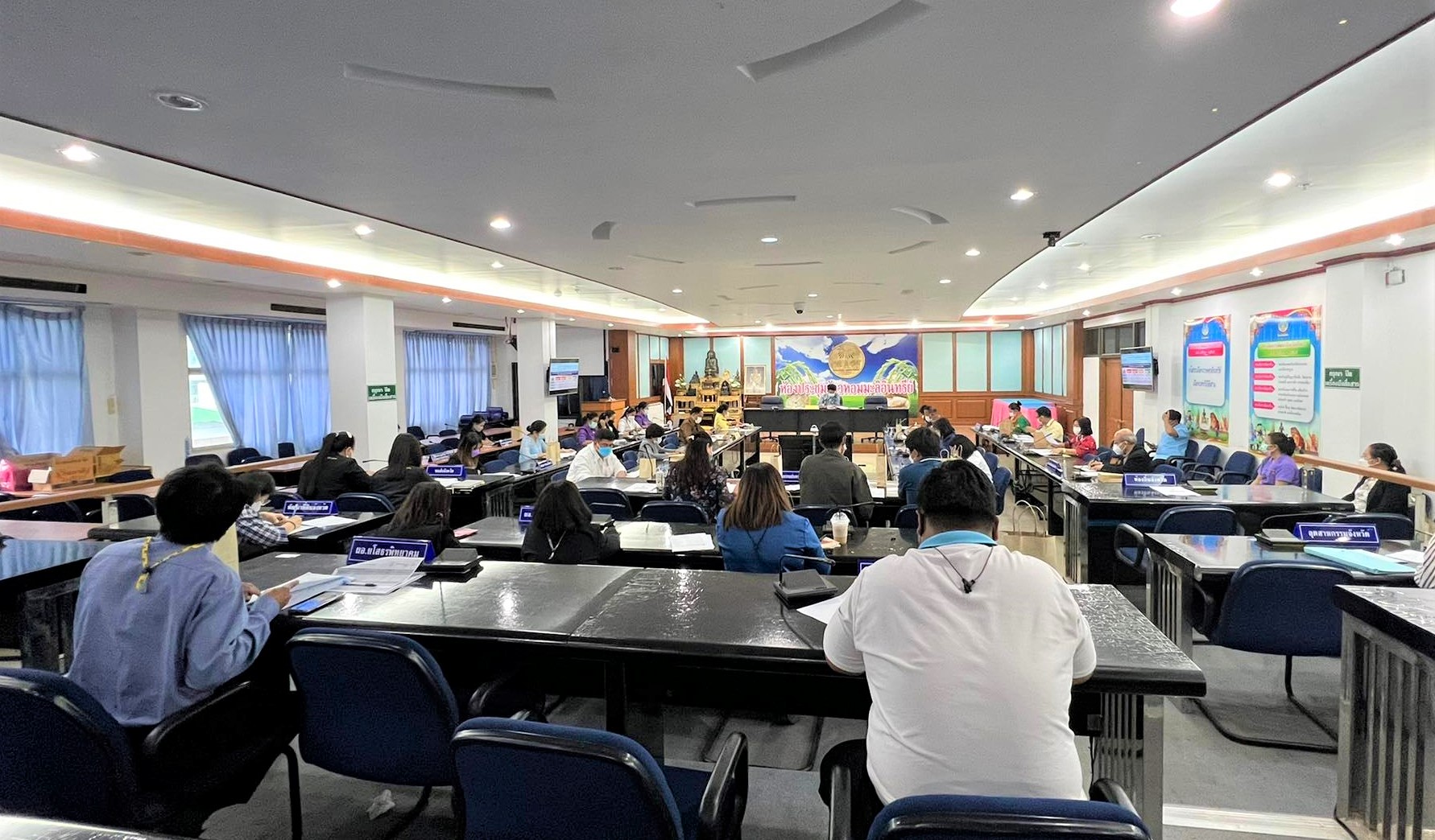 พช.ยโสธร ร่วมประชุมและชี้แจงผลการเร่งรัดติดตามการใช้จ่ายเงินงบประมาณ  ประจำปีงบประมาณ พ.ศ. 2565 ?