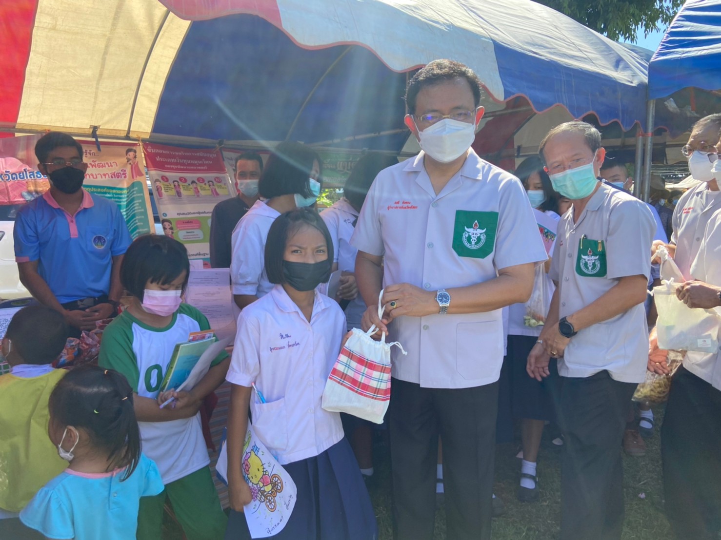 สำนักงานเลขานุการคณะอนุกรรมการบริหารกองทุนพัฒนาบทบาทสตรีจังหวัดยโสธร??