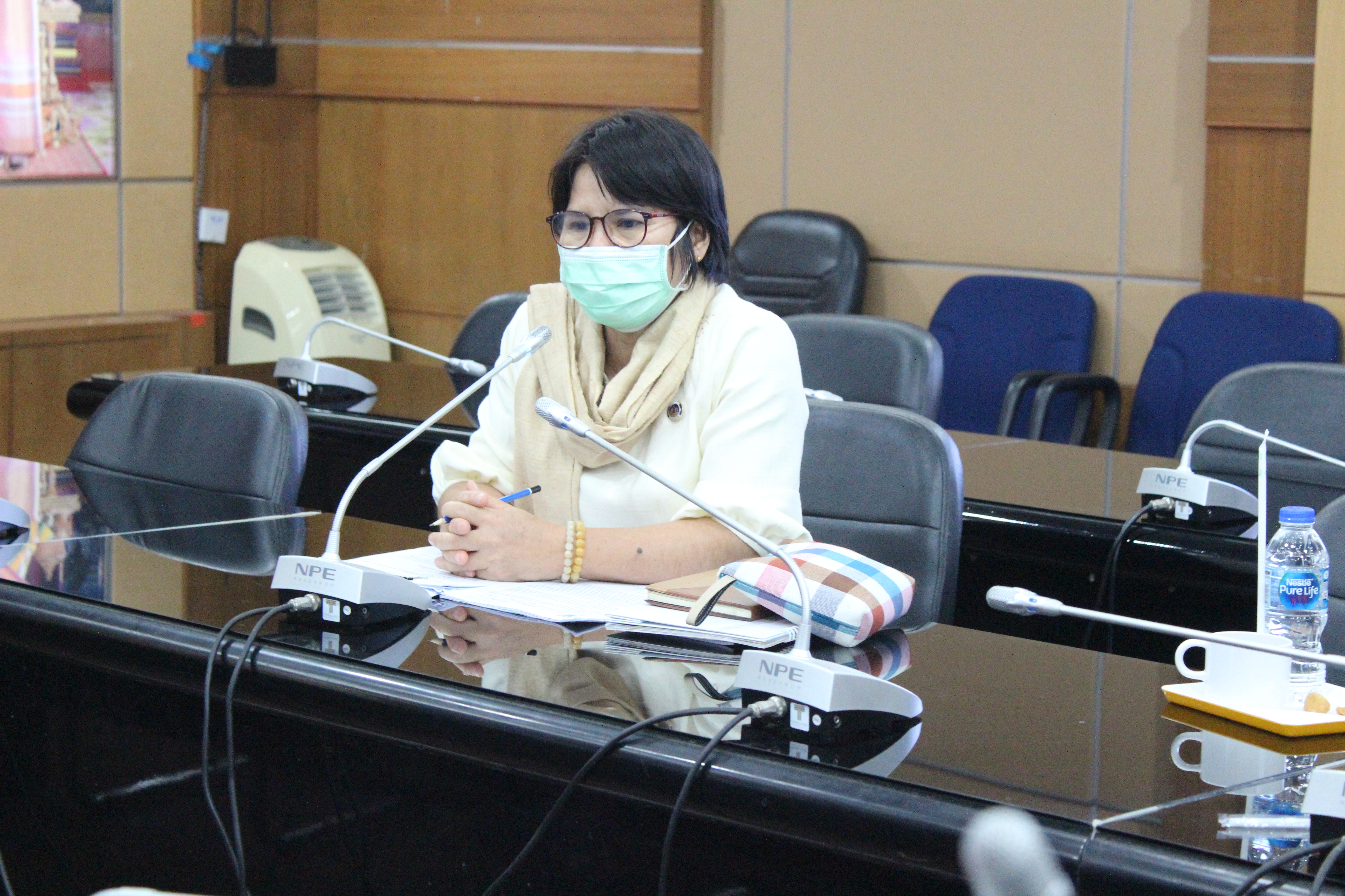 พช.ยโสธร ประชุมโครงการพัฒนาด้านการท่องเที่ยวและบริการ กิจกรรมหลัก ยกระดับมาตรฐานสินค้าและบริการพัฒนาด้านการท่องเที่ยวและการค้าสู่สากล  ?