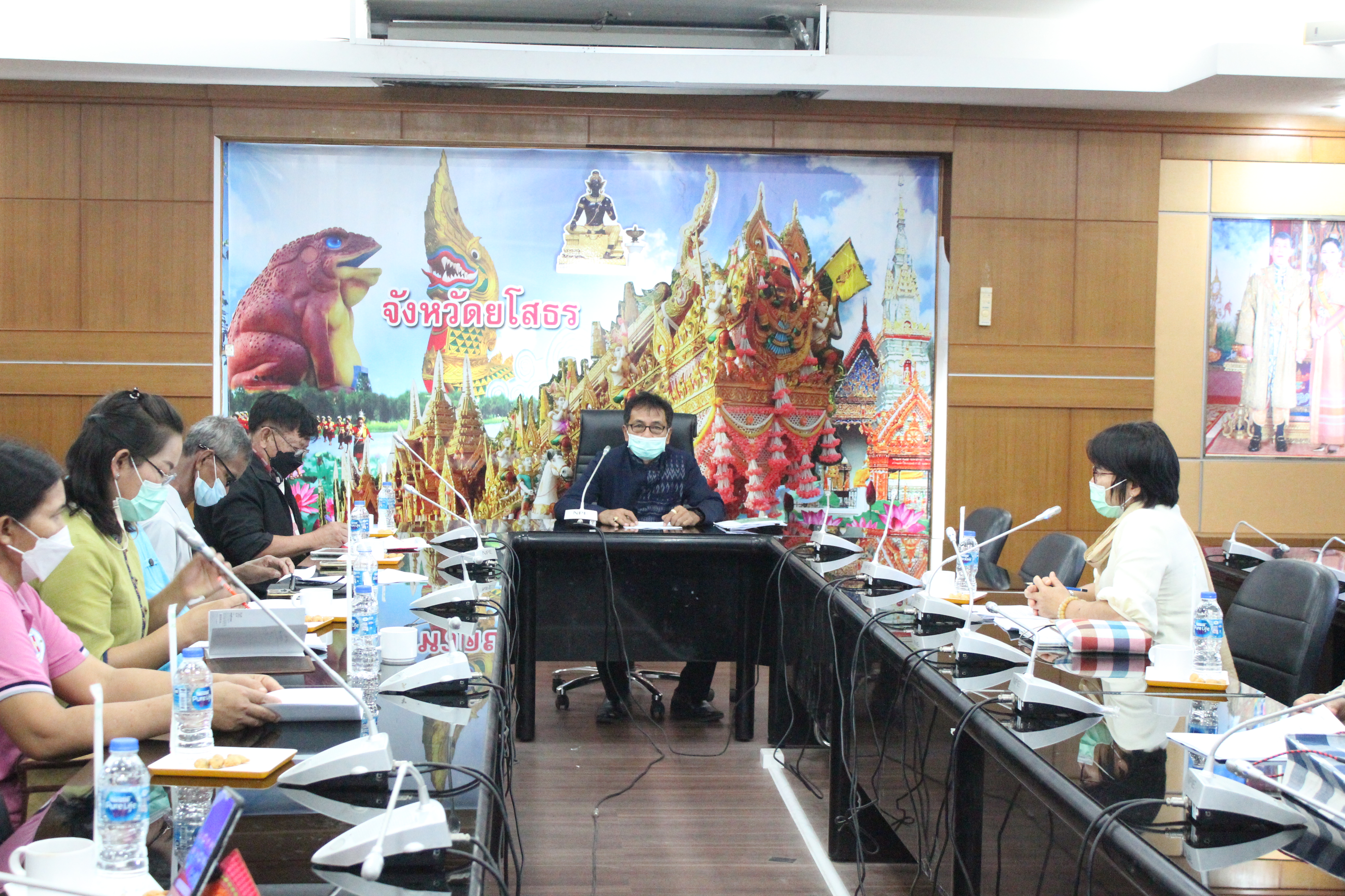 พช.ยโสธร ประชุมโครงการพัฒนาด้านการท่องเที่ยวและบริการ กิจกรรมหลัก ยกระดับมาตรฐานสินค้าและบริการพัฒนาด้านการท่องเที่ยวและการค้าสู่สากล  ?