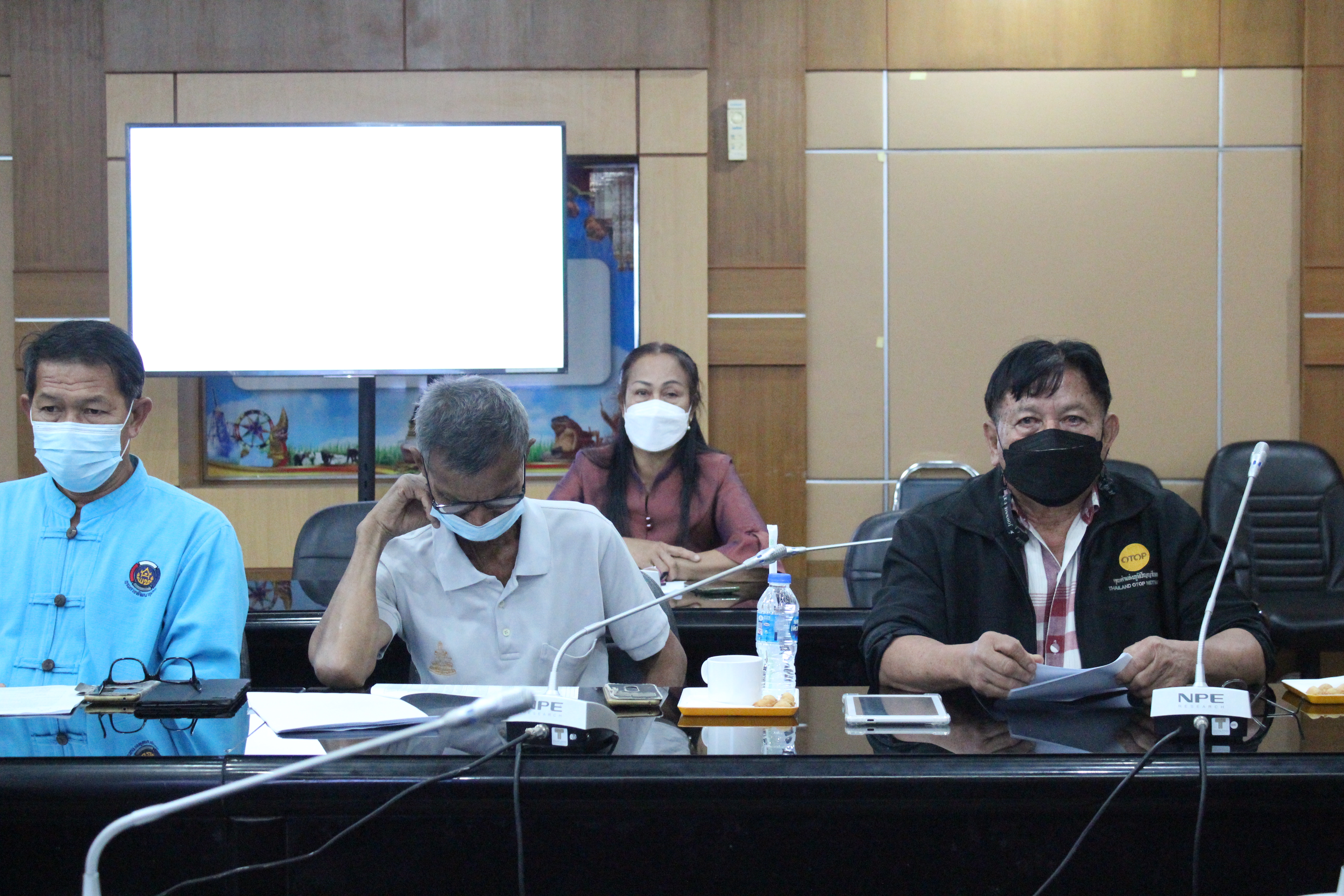 พช.ยโสธร ประชุมโครงการพัฒนาด้านการท่องเที่ยวและบริการ กิจกรรมหลัก ยกระดับมาตรฐานสินค้าและบริการพัฒนาด้านการท่องเที่ยวและการค้าสู่สากล  ?