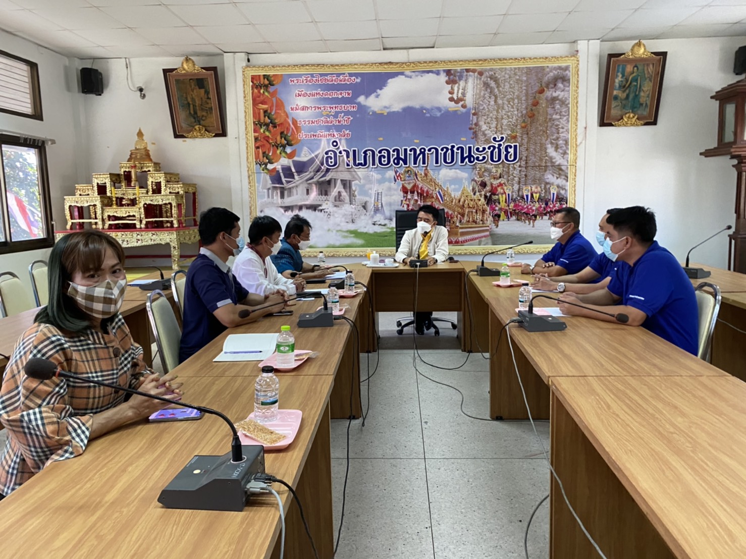 พช.ยโสธร  ประชุมติดตามการดำเนินงานโครงการพัฒนาพื้นที่ต้นแบบการพัฒนาคุณภาพชีวิตตามหลักทฤษฎีใหม่ประยุกต์สู่ “โคก หนอง นา โมเดล”  อำเภอมหาชนะชัย  ?