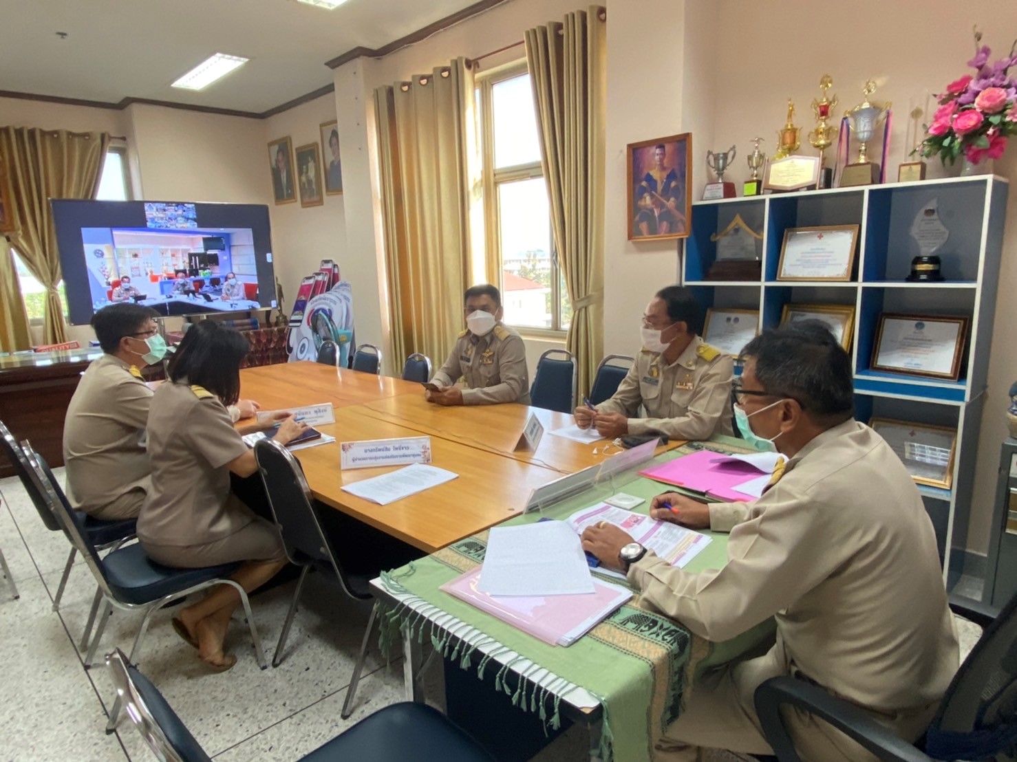 พช.ยโสธร ร่วมรับฟังการประชุมกรมการพัฒนาชุมชน ครั้งที่ 1/2565 ผ่านระบบวิดีทัศน์ทางไกล (VDO Conference)