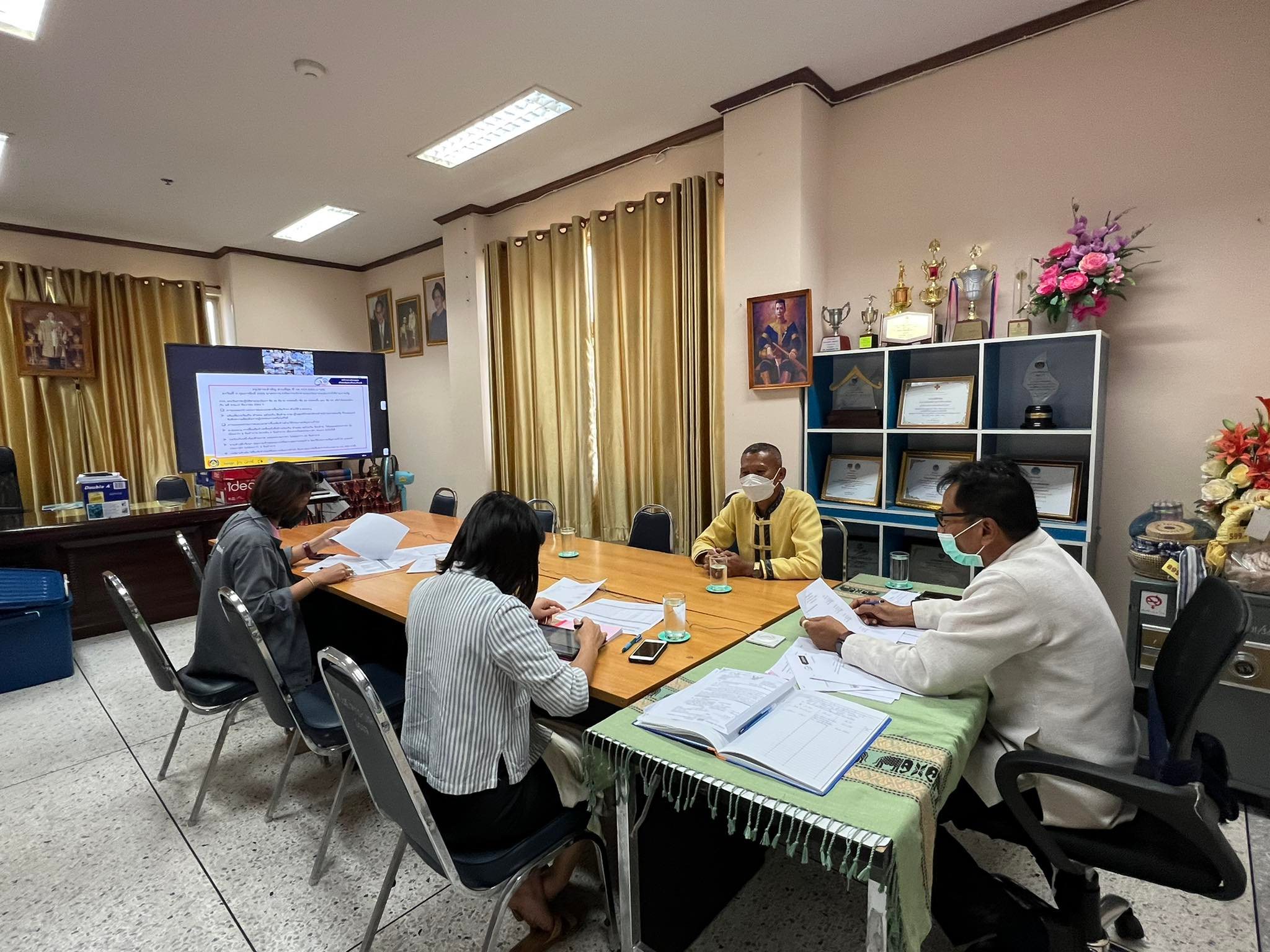 พช.ยโสธร   ร่วมประชุมคณะทำงานติดตามเร่งรัดการเบิกจ่ายงบประมาณและการใช้จ่ายภาครัฐของกรมการพัฒนาชุมชน ปีงบประมาณ พ.ศ.2565 ครั้งที่ 2/2565