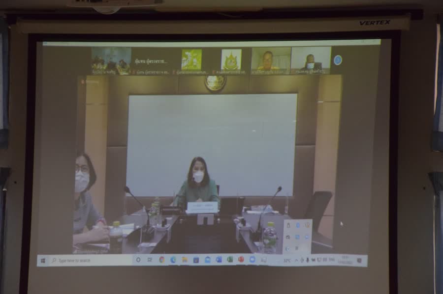 พช.ยโสธร ร่วมประชุมการตรวจราชการตามแผนการตรวจราชการแบบบูรณาการของคณะผู้ตรวจราชการ เขตตรวจราชการที่ 14 ประจำปีงบประมาณ พ.ศ.2565 รอบที่ 1 ผ่านระบบอิเล็กทรอนิกส์ ZOOM Cloud Meeting