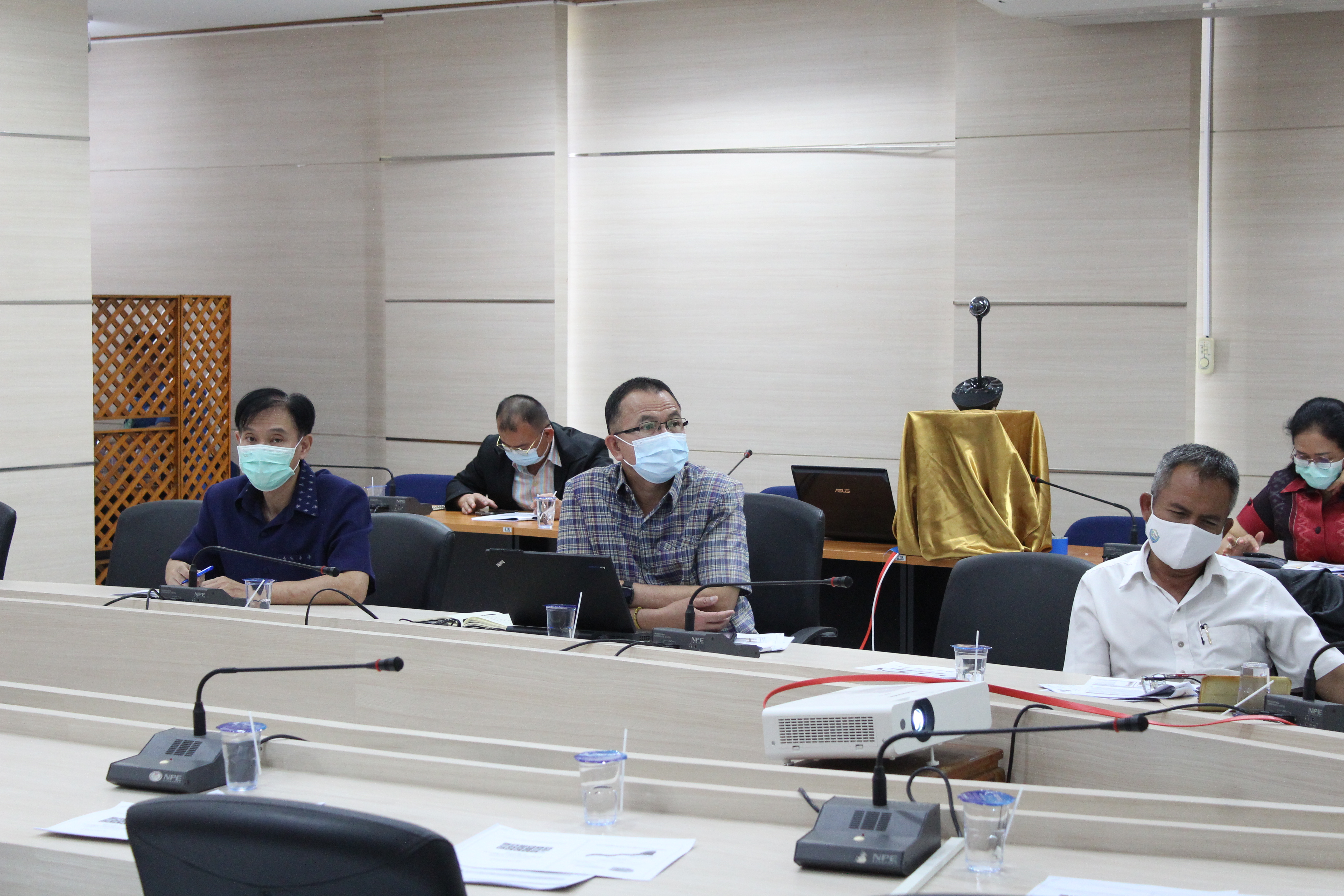 พช.ยโสธร ร่วมรับฟังการประชุมเชิงปฏิบัติการเพื่อขับเคลื่อนเป้าหมายการพัฒนาที่นั่งยืนเชิงพื้นที่ (SDG Localisation) ผ่านระบบประชุมทางไกล ระบบ Zoom Webinar