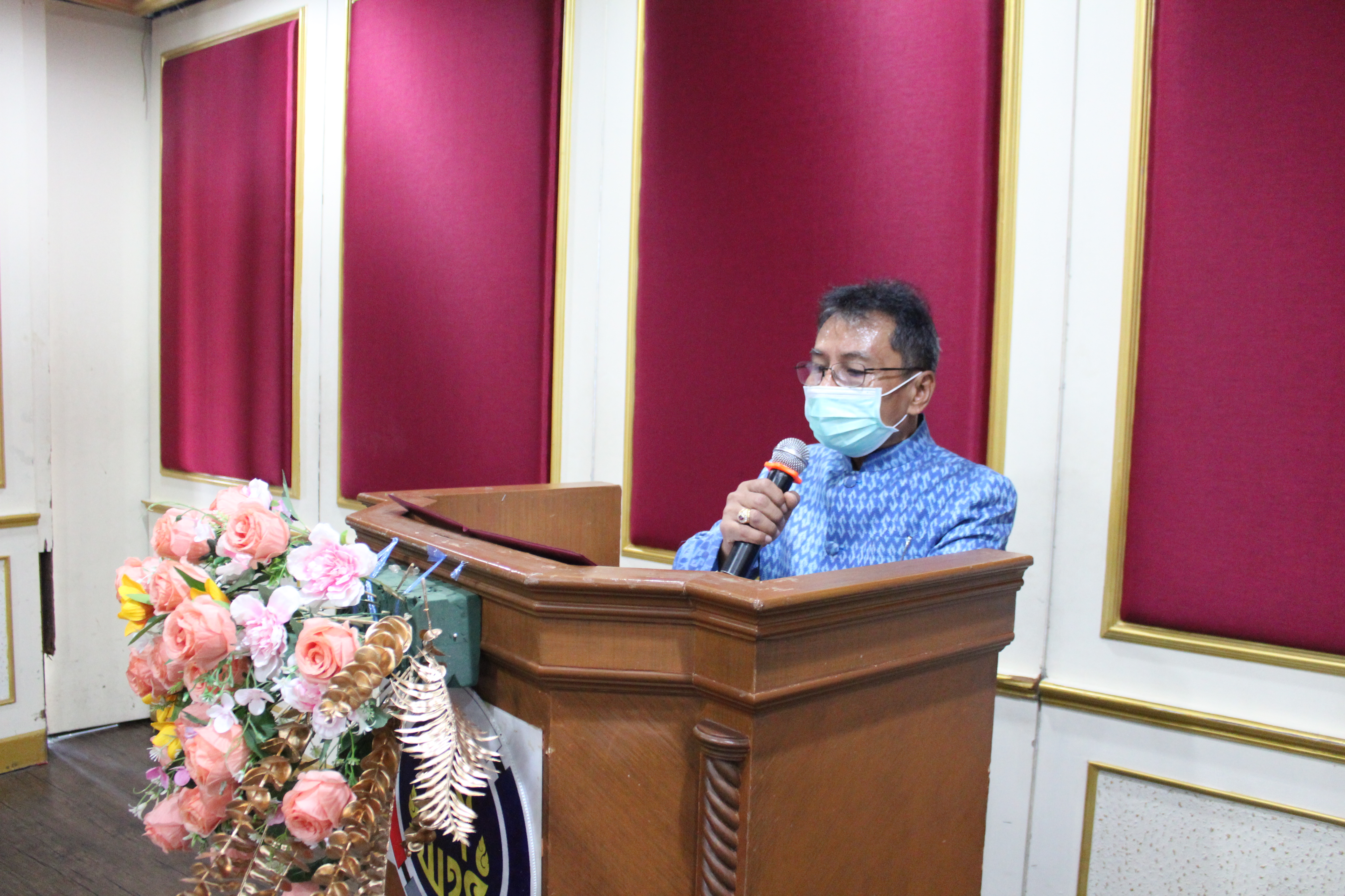 พช.ยโสธร เปิดโครงการยกระดับมาตรฐานสินค้าและบริการด้านการท่องเที่ยวและการค้าและสู่สากล กิจกรรมย่อยพัฒนาบรรจุภัณฑ์ OTOP และ BANNER ?