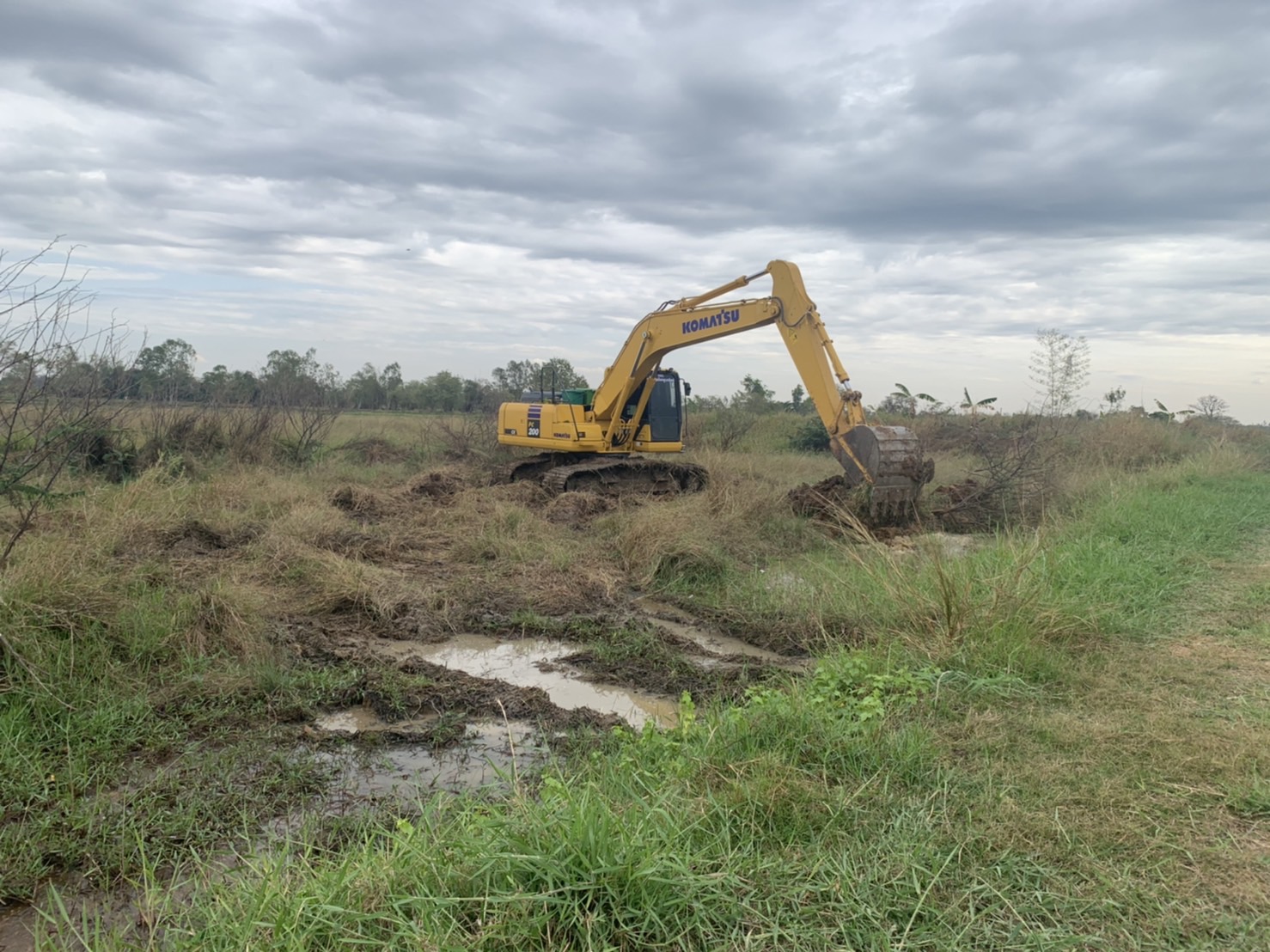 พช.ยโสธร ลงพื้นที่ ติดตามนิเทศงาน โครงการพัฒนาพื้นที่ต้นแบบการพัฒนาคุณภาพชีวิตตามหลักทฤษฎีใหม่ ประยุกต์สู่ “ โคก หนอง นา โมเดล ” ?