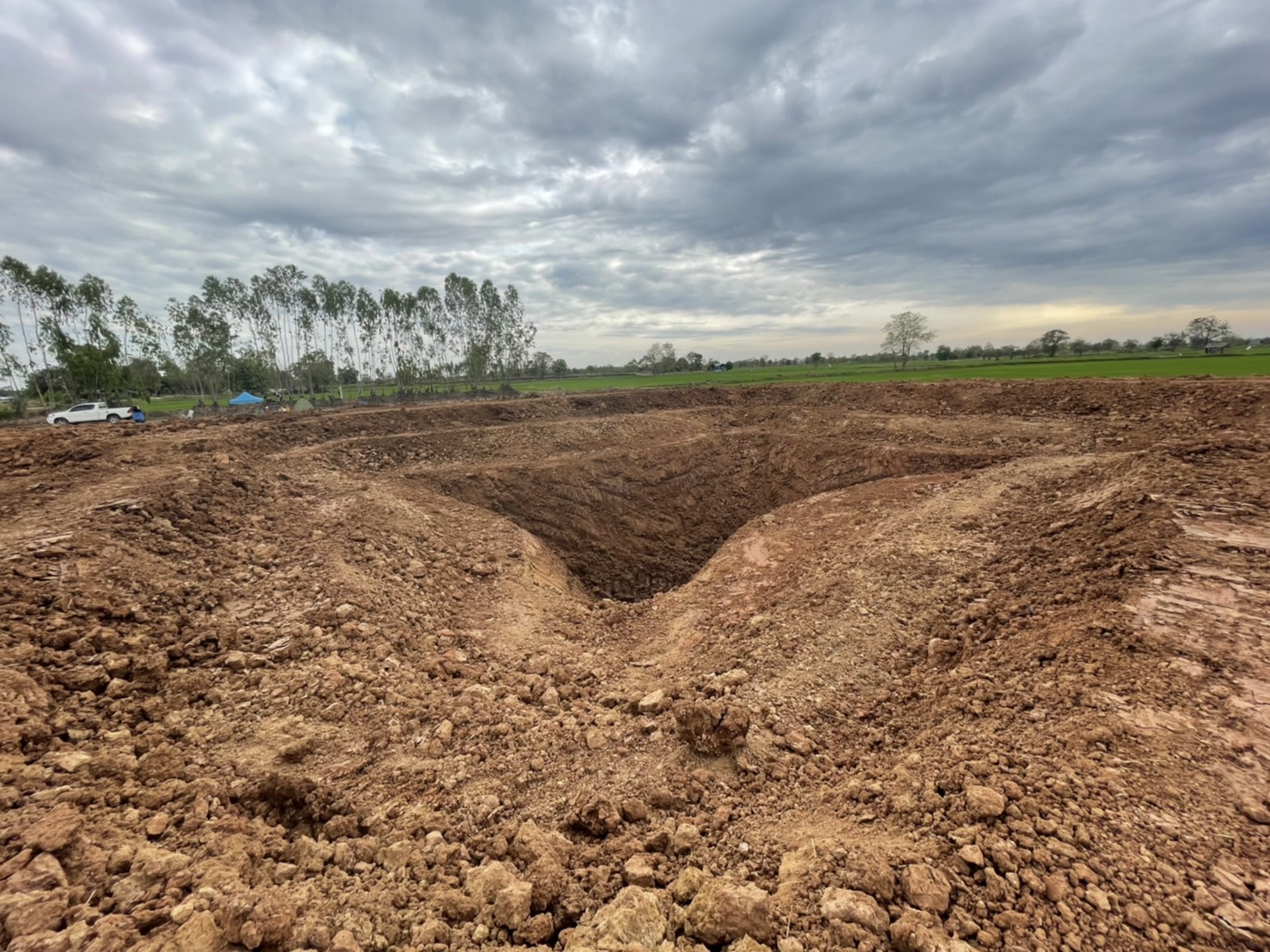 พช.ยโสธร ลงพื้นที่ ติดตามนิเทศงาน โครงการพัฒนาพื้นที่ต้นแบบการพัฒนาคุณภาพชีวิตตามหลักทฤษฎีใหม่ ประยุกต์สู่ “ โคก หนอง นา โมเดล ” ?