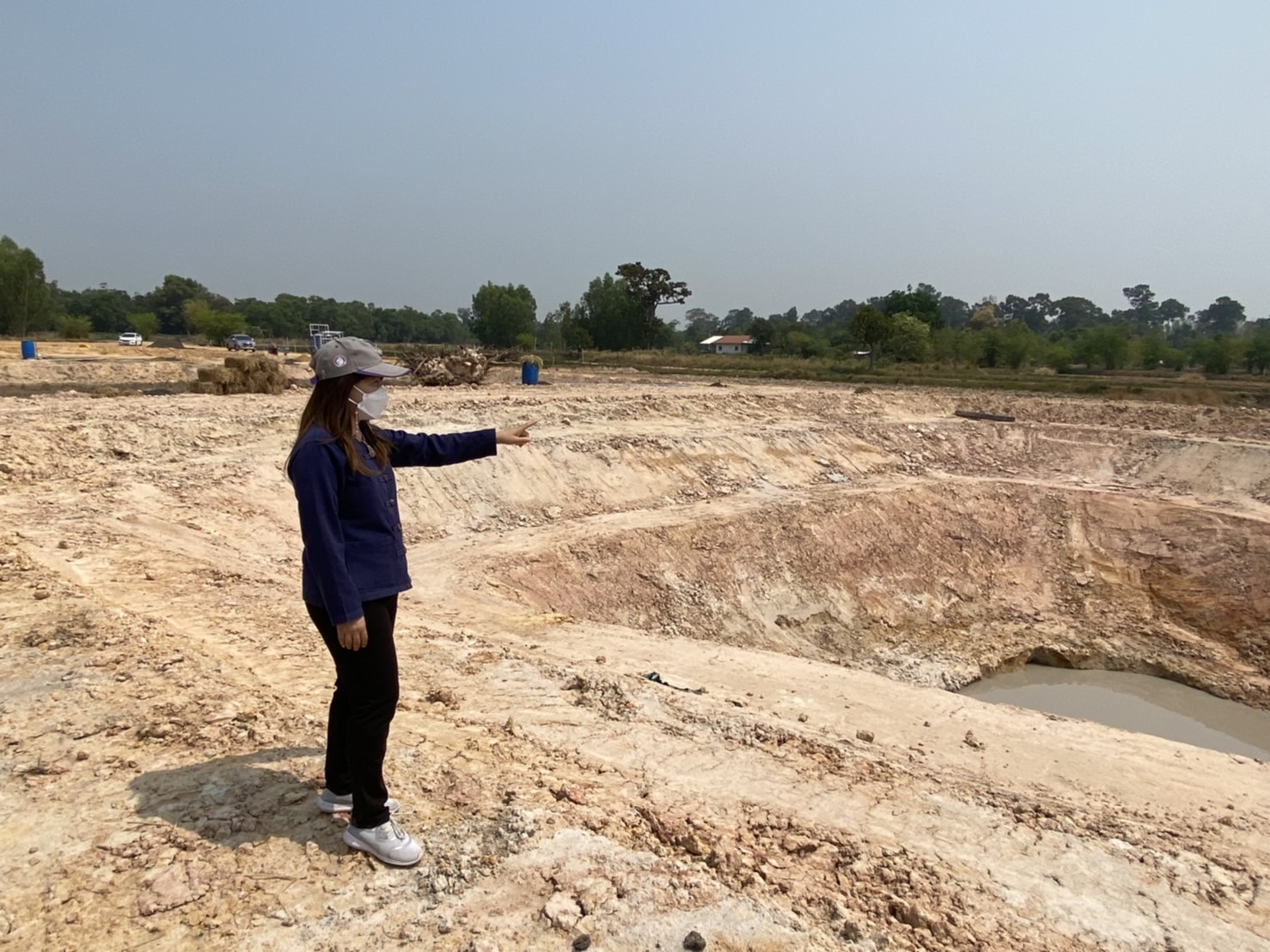 พช.ยโสธร ?ลงพื้นที่ติดตามผลการดำเนินงานโครงการพัฒนาหมู่บ้านเศรษฐกิจพอเพียง กิจกรรมพัฒนาศูนย์เรียนรู้ทฤษฎีใหม่รูปแบบ “โคก หนอง นา”ในพื้นที่อำเภอป่าติ้วและอำเภอกุดชุม?