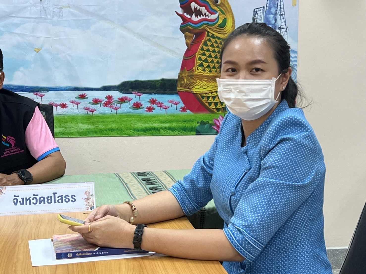 พช.ยโสธร    ร่วมประชุมติดตามการดำเนินงานและการใช้จ่ายงบประมาณกองทุนพัฒนาบทบาทสตรี ประจำปีงบประมาณ พ.ศ. 2565 ครั้งที่ 2/2565 ผ่านระบบ Zoom Cloud Meeting