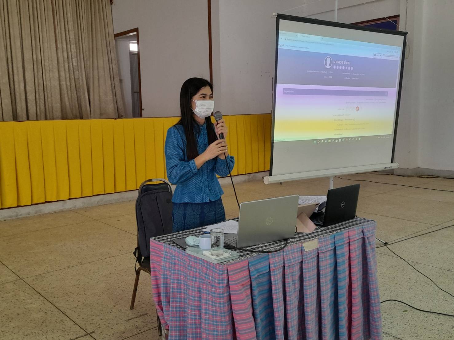 พช.ยโสธร ประชุมชี้แจงเชิงปฏิบัติการขับเคลื่อนการขจัดความยากจนและพัฒนาคนทุกช่วงวัยอย่างยั่งยืนตามหลักปรัชญาเศรษฐกิจพอเพียง(ศจพ.อ.) ในระดับพื้นที่ ประจำปี 2565