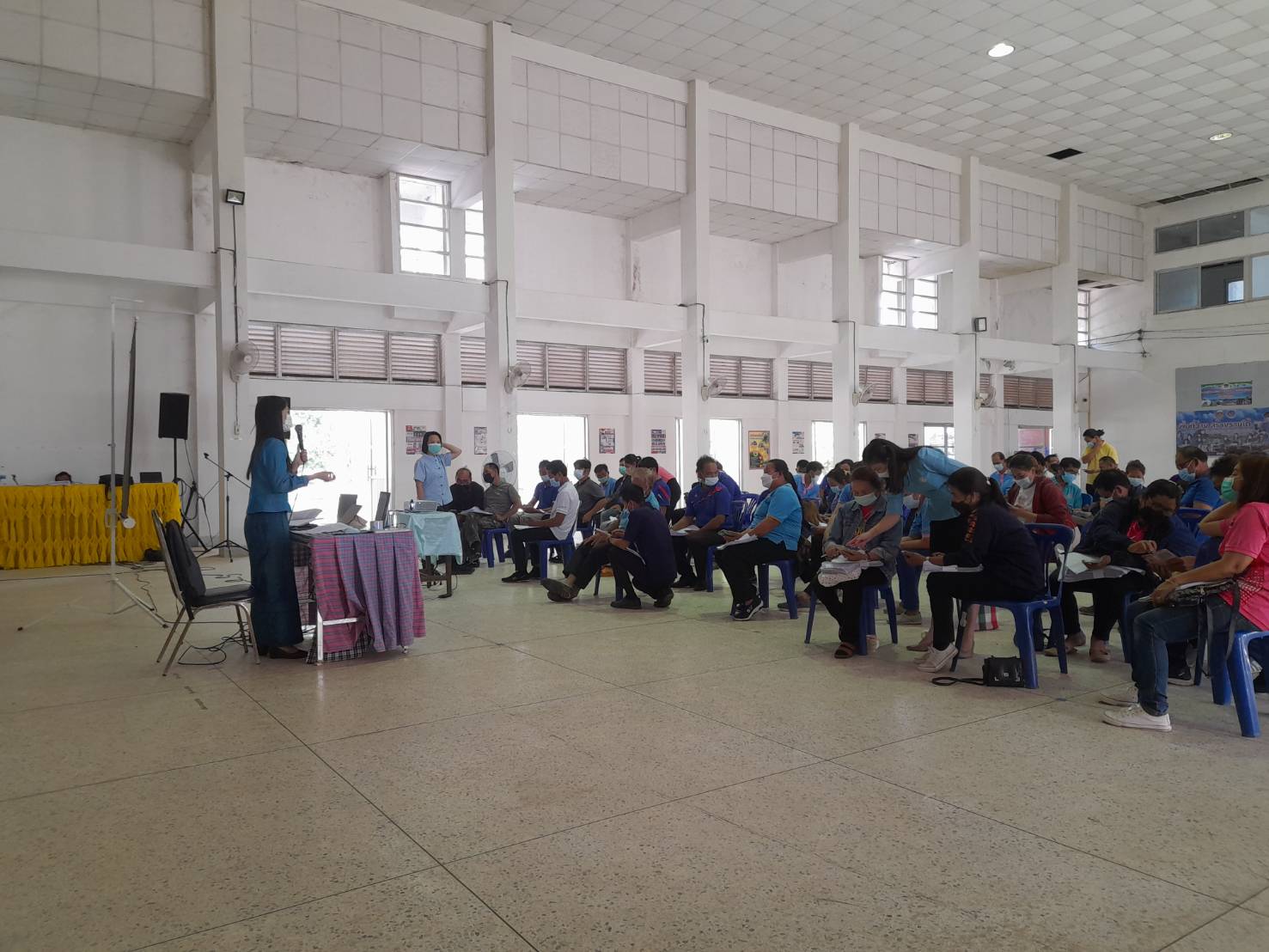 พช.ยโสธร ประชุมชี้แจงเชิงปฏิบัติการขับเคลื่อนการขจัดความยากจนและพัฒนาคนทุกช่วงวัยอย่างยั่งยืนตามหลักปรัชญาเศรษฐกิจพอเพียง(ศจพ.อ.) ในระดับพื้นที่ ประจำปี 2565