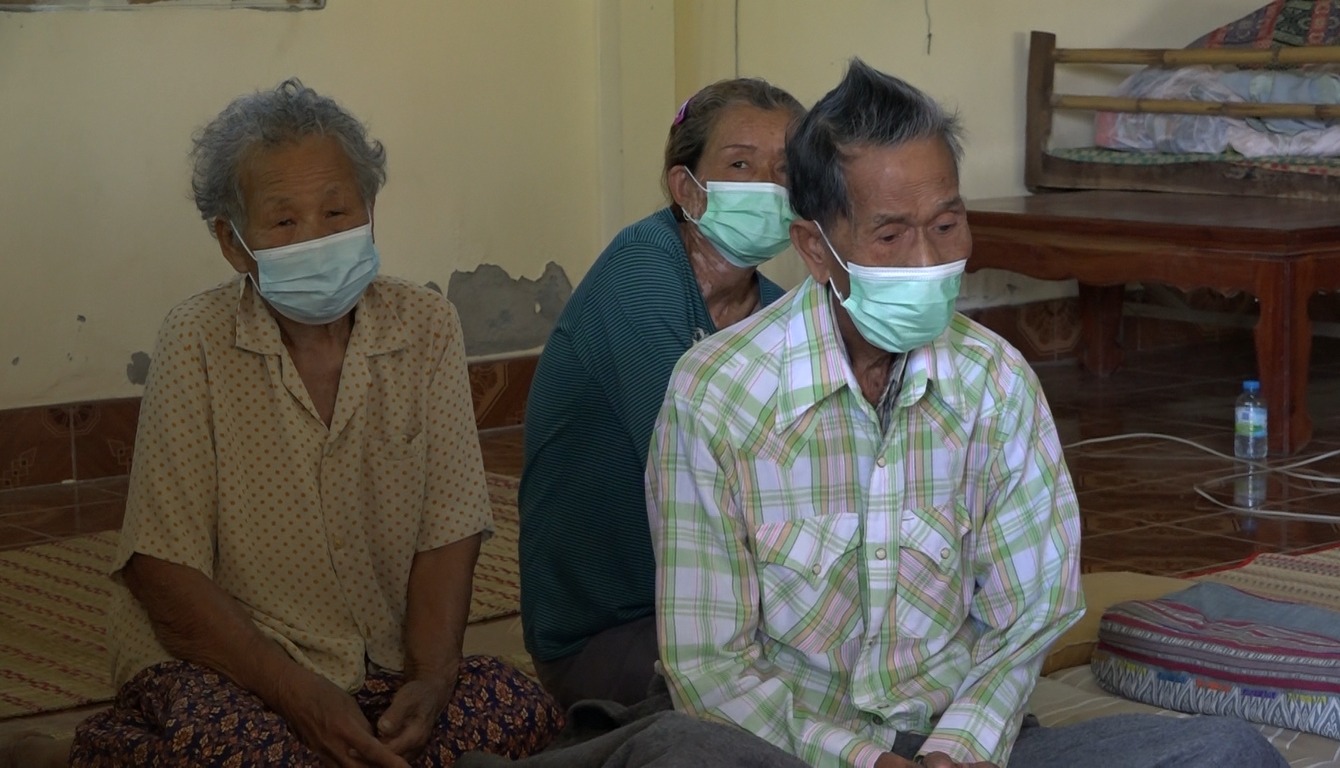 พ่อเมืองยโสธร ลงพื้นที่อำเภอไทยเจริญ ติดตาม/ให้กำลังใจ ครัวเรือนแบบพุ่งเป้า ขจัดความยากจนและพัฒนาคนทุกช่วงวัยตามหลักปรัชญาของเศรษฐกิจพอเพียง คนยโสธรไม่ทอดทิ้งกัน สะออน 50 ปี “ศรียโสธร”