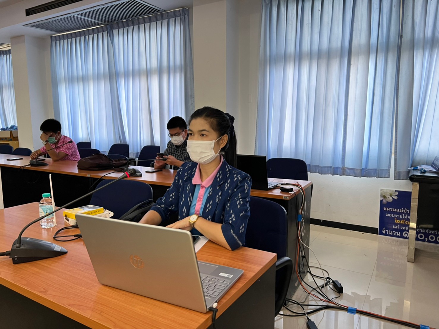 “คนยโสธรไม่ทิ้งกัน” จัดประชุมขับเคลื่อนศูนย์ปฏิบัติการขจัดความยากจนและพัฒนาคนทุกช่วงวัยอย่างยั่งยืนตามหลักปรัชญาของเศรษฐกิจพอเพียงในระดับพื้นที่ (แก้จนแบบพุ่งเป้า) จังหวัดยโสธร