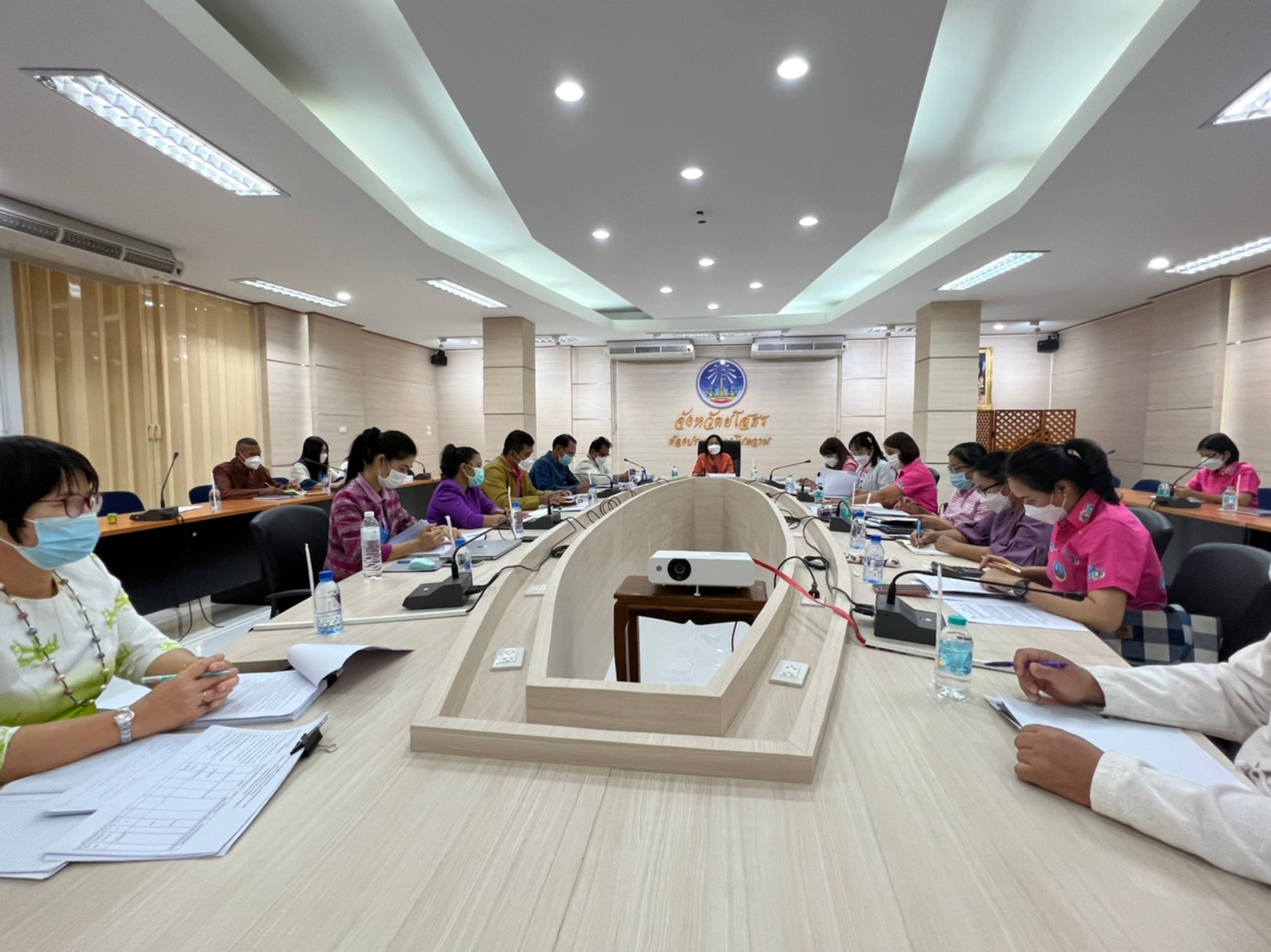 พช.ยโสธร ประชุมเจ้าหน้าที่สังกัดสำนักงานพัฒนาชุมชนจังหวัดยโสธร