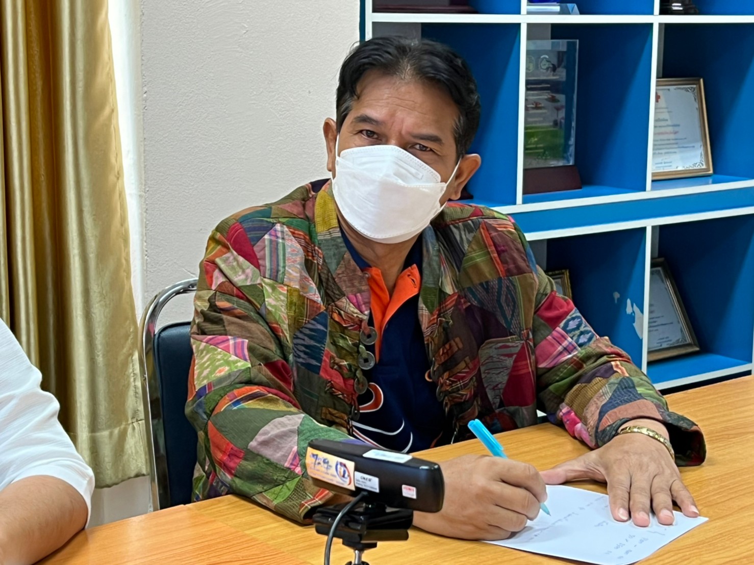 พช.ยโสธร ร่วมประชุมร่วมประชุมติดตามการขับเคลื่อนการดำเนินงานศูนย์กลางการซื้อขายเส้นไหมนครชัยบุรินทร์ ครั้งที่ 1 ผ่านระบบประชุมทางไกล (Zoom Cloud meetings)