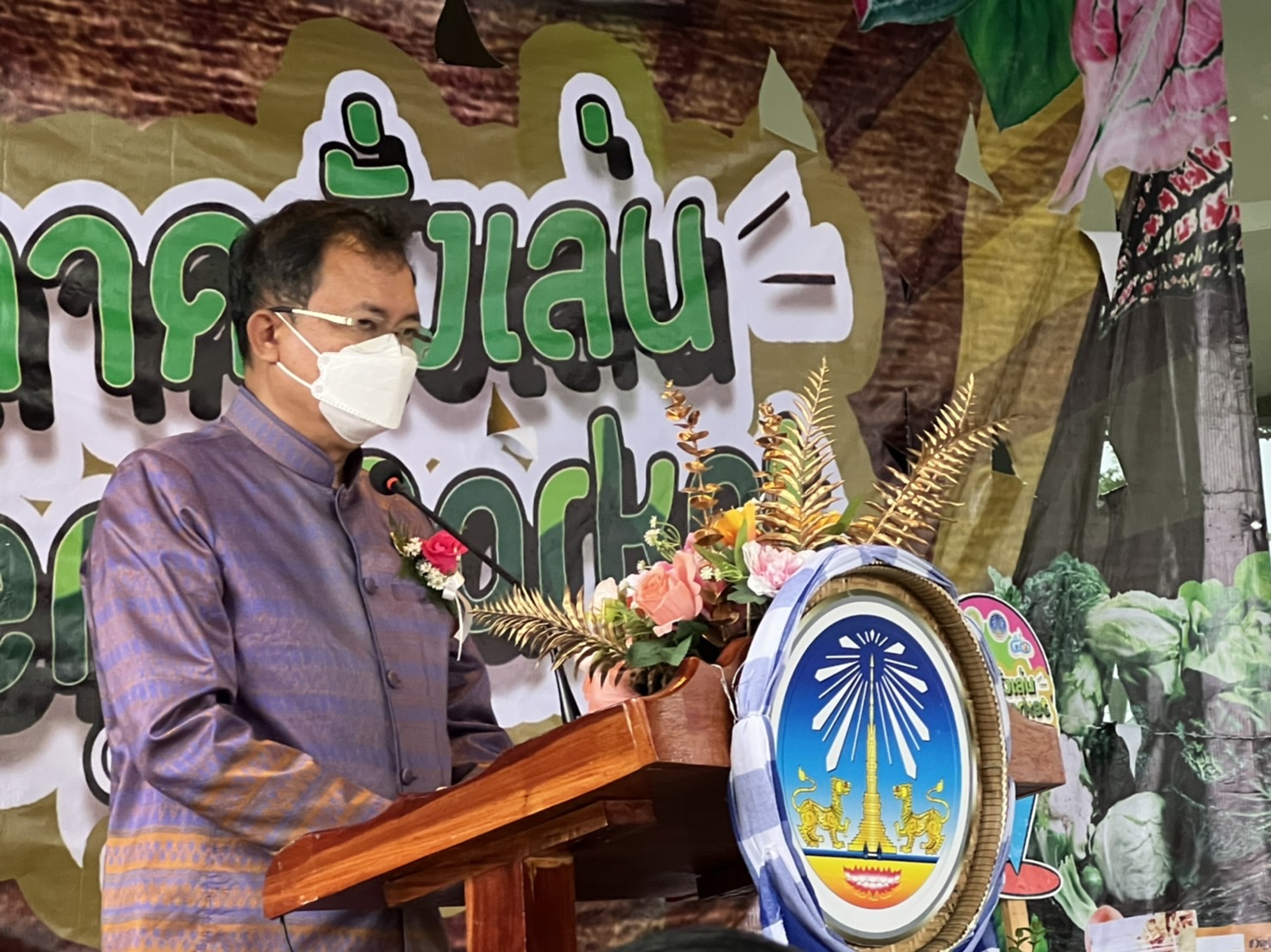 พช.ยโสธร  ร่วมกิจกรรมส่งเสริมตลาดสินค้าเกษตรอินทรีย์ “ตลาดนั่งเล่นกรีนมาร์เก็ต “สะออน 50 ปี ศรียโสธร”