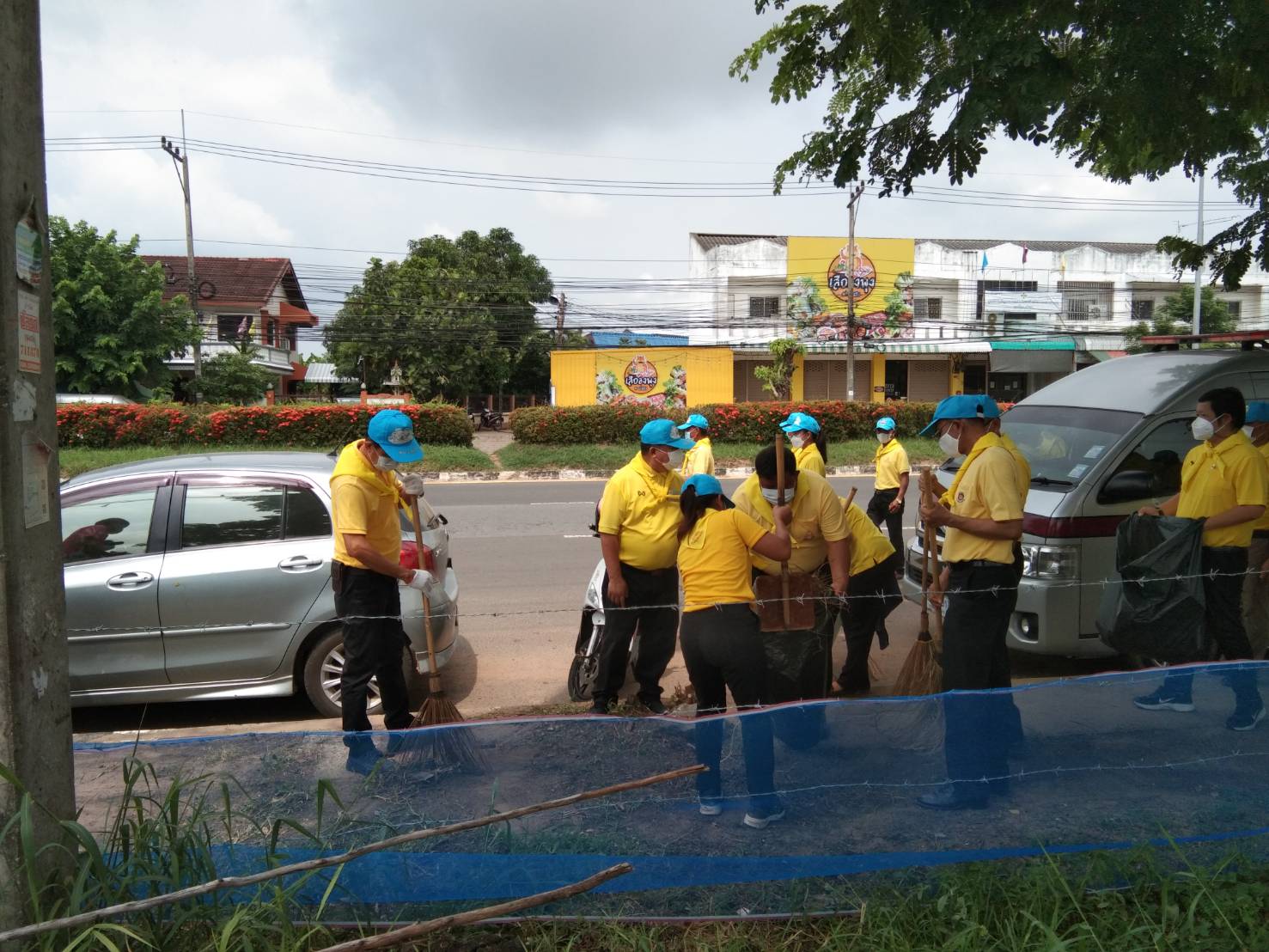 พช.ยโสธร ร่วมจิตอาสาพัฒนา เนื่องในโอกาสวันพระบาทสมเด็จพระปกเกล้าเจ้าอยู่หัว
