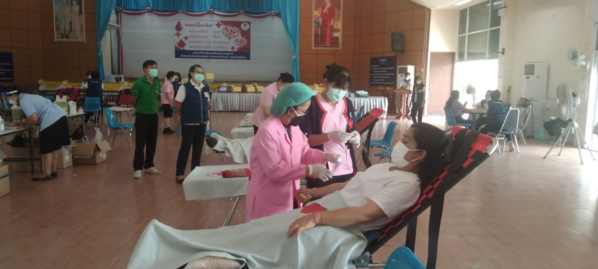 (diamond)(diamond)เครือข่ายกองทุนแม่ของแผ่นดินอำเภอคำเขื่อนแก้ว  ร่วมกับสำนักงานพัฒนาชุมชนอำเภอคำเขื่อนแก้ว จังหวัดยโสธรร่วมกิจกรรมบริจาคโลหิตตามโครงการบริจาคโลหิต “90 พรรษา 90 ล้านซีซี ถวายราชสดุดี สมเด็จพระบรมราชชนนีพันปีหลวง”