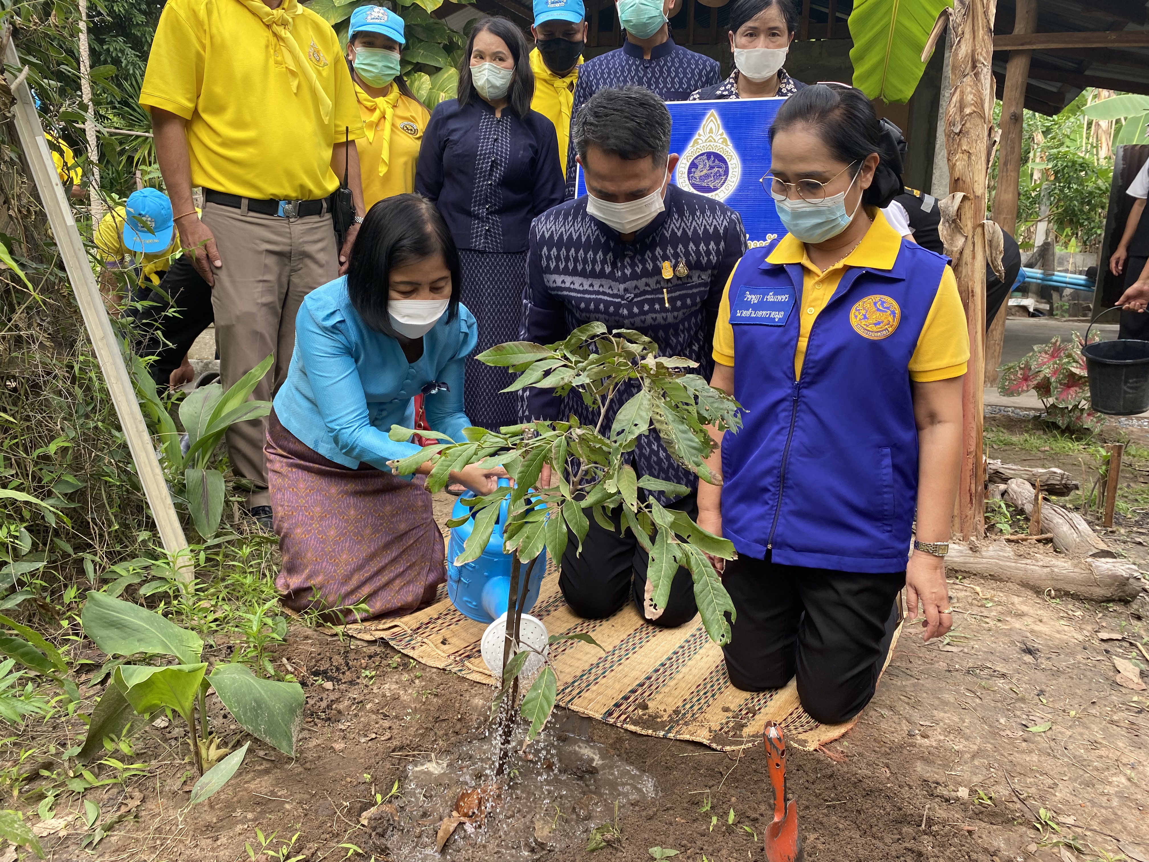 ??รองผู้ว่าราชการจังหวัดยโสธร ปฏิบัติการ “คนยโสธร…ไม่ทอดทิ้งกัน” ลุยสร้างความมั่นคงด้านที่อยู่อาศัยให้กับครัวเรือนเป้าหมาย TPMAP อำเภอทรายมูล จังหวัดยโสธร