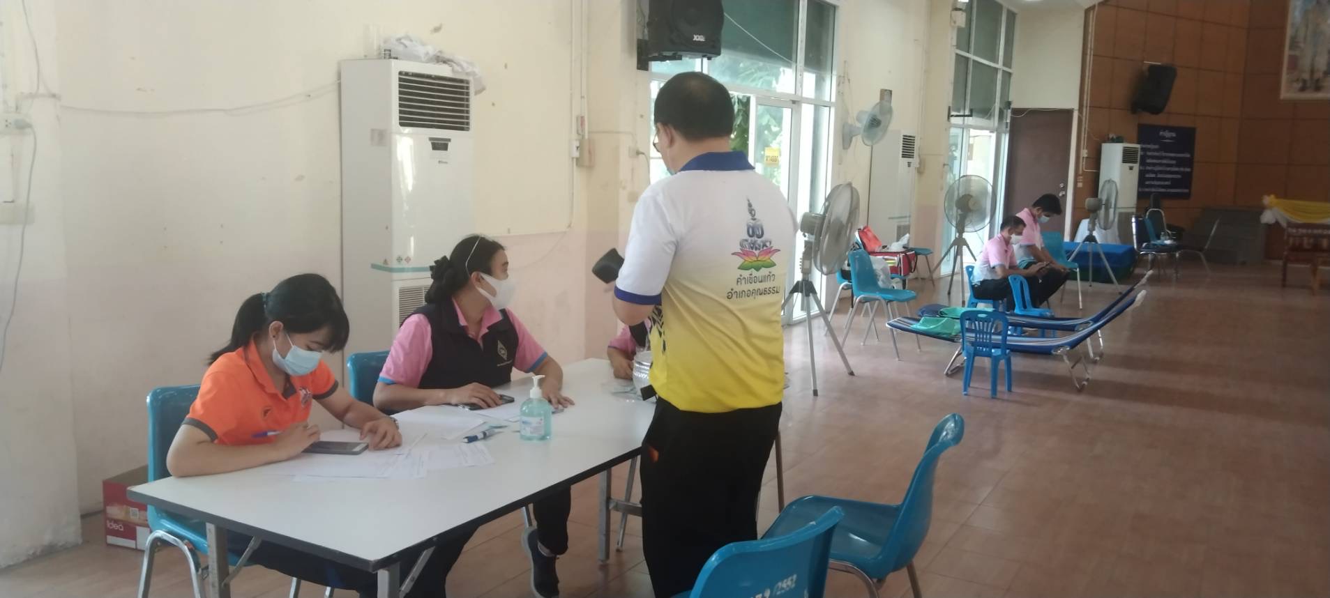 (diamond)(diamond)เครือข่ายกองทุนแม่ของแผ่นดินอำเภอคำเขื่อนแก้ว  ร่วมกับสำนักงานพัฒนาชุมชนอำเภอคำเขื่อนแก้ว จังหวัดยโสธรร่วมกิจกรรมบริจาคโลหิตตามโครงการบริจาคโลหิต “90 พรรษา 90 ล้านซีซี ถวายราชสดุดี สมเด็จพระบรมราชชนนีพันปีหลวง”