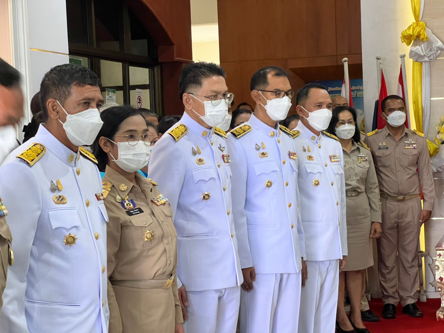 ผู้ว่าฯยโสธร รับมอบผีเสื้อที่ประดิษฐ์จากผ้าไหม ผ้าฝ้าย ผ้าตามอัตลักษณ์ของจังหวัดเพื่อเฉลิมพระเกียรติสมเด็จพระนางเจ้าสิริกิติ์ พระบรมราชินีนาถ พระบรมราชชนนีพันปีหลวงเนื่องในโอกาสมหามงคลเฉลิมพระชนมพรรษา 90 พรรษา 12 สิงหาคม 2565