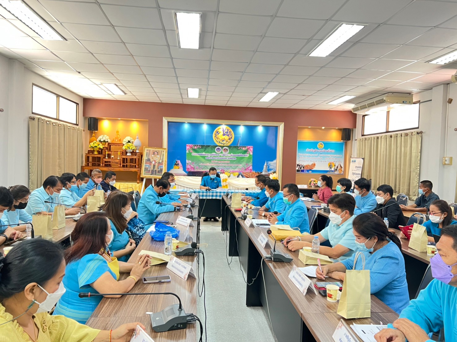 พ.ช ยโสธร  Kick off “1 พัฒนากร 1 กลุ่มออมทรัพย์เพื่อการผลิต”และลงนามบันทึกข้อตกลงระหว่างพัฒนาการจังหวัดยโสธรและพัฒนากร