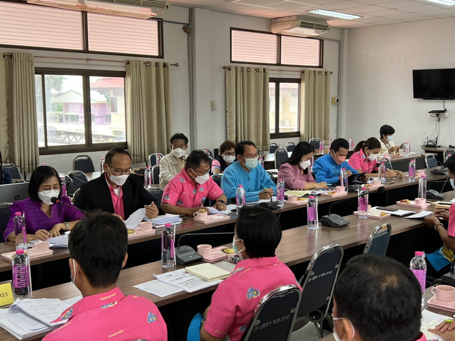 รองผู้ว่าฯ จังหวัดยโสธร ประชุมคณะกรรมการศูนย์อำนวยการขจัดความยากจนและพัฒนาคนทุกช่วงวัยอย่างยั่งยืนตามหลักปรัชญาเศรษฐกิจพอเพียง คณะที่ 1 อ.เมืองยโสธร อ.ป่าติ้ว อ.ทรายมูล และเทศบาลเมืองยโสธร