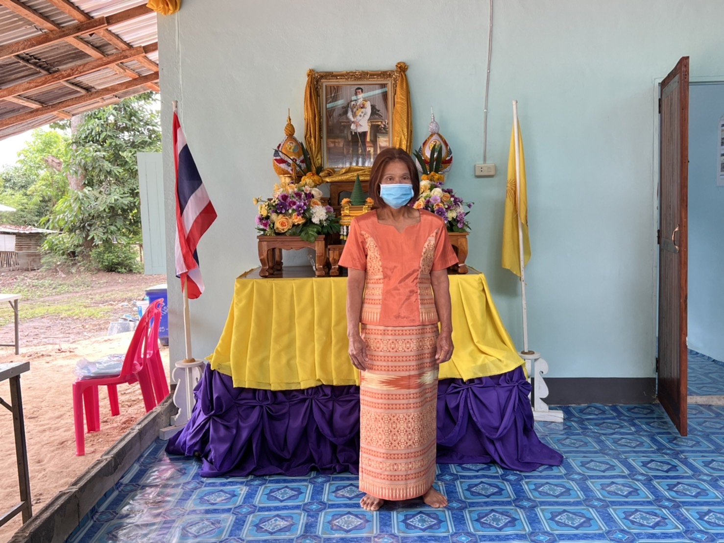 ผู้ว่าราชการจังหวัดยโสธร   มอบบ้านโครงการขจัดความยากจนและพัฒนาคนทุกช่วงวัย เนื่องในโอกาสมหามงคลพระราชพิธีบรมราชาภิเษกและวันฉัตรมงคล ประจำปี 2565