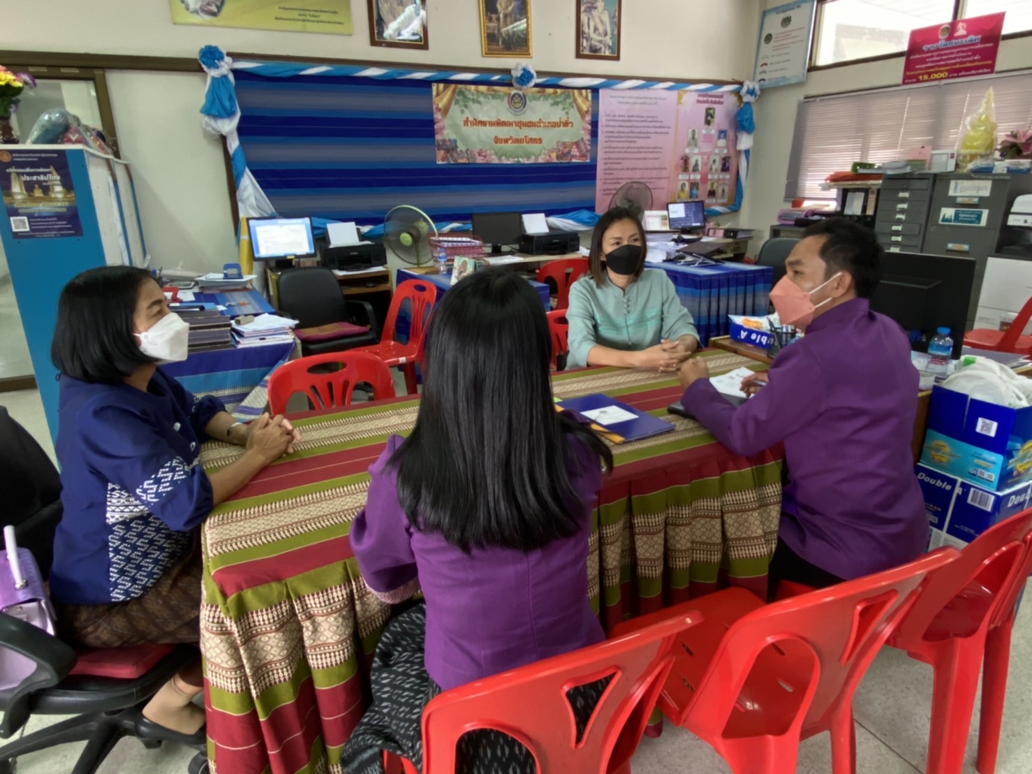 พช.ยโสธร ติดตาม นิเทศ การเบิกจ่ายงบประมาณประจำปีงบประมาณ 2565  ณ  สำนักงานพัฒนาชุมชนอำเภอป่าติ้ว  อำเภอป่าติ้ว  จังหวัดยโสธร