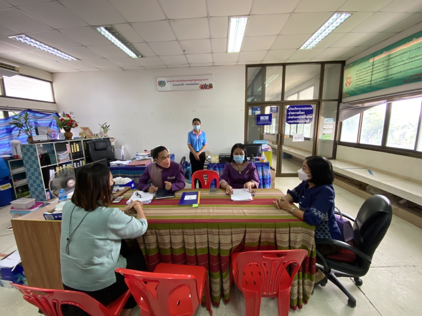 พช.ยโสธร ติดตาม นิเทศ การเบิกจ่ายงบประมาณประจำปีงบประมาณ 2565  ณ  สำนักงานพัฒนาชุมชนอำเภอป่าติ้ว  อำเภอป่าติ้ว  จังหวัดยโสธร