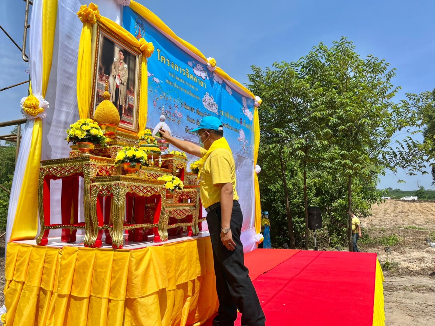 พช.ยโสธร ร่วมจิตอาสาพัฒนากิจกรรมปลูกป่าตามโครงการปลูกป่า ณ.บ้านหนองแคนน้อย ตำบลบุ่งค้า อำเภอเลิงนกทา จังหวัดยโสธร