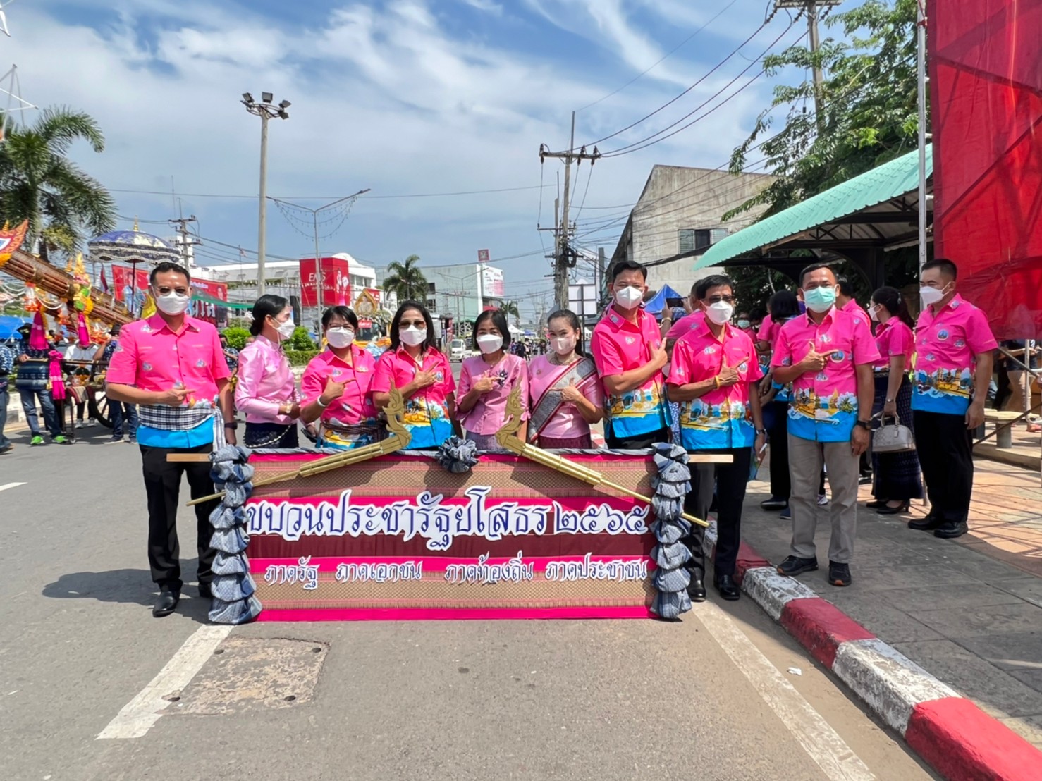 พช.ยโสธร  ร่วมเปิดงานประเพณีบุญบั้งไฟ ประจำปี 2565 ร่วมสืบสานประเพณีท้องถิ่นภายใต้มาตรการป้องกันโรคโควิด-19 เคร่งครัด โดยมีนักท่องเที่ยวและชาวยโสธร ร่วมงานอย่างคับคั่ง